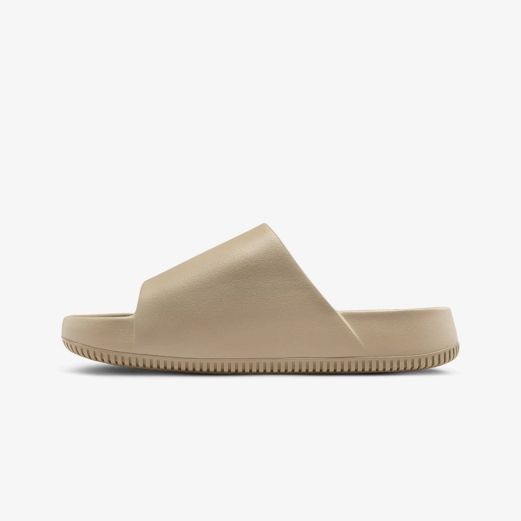 Nike | CALM  { KHAKI/KHAKI