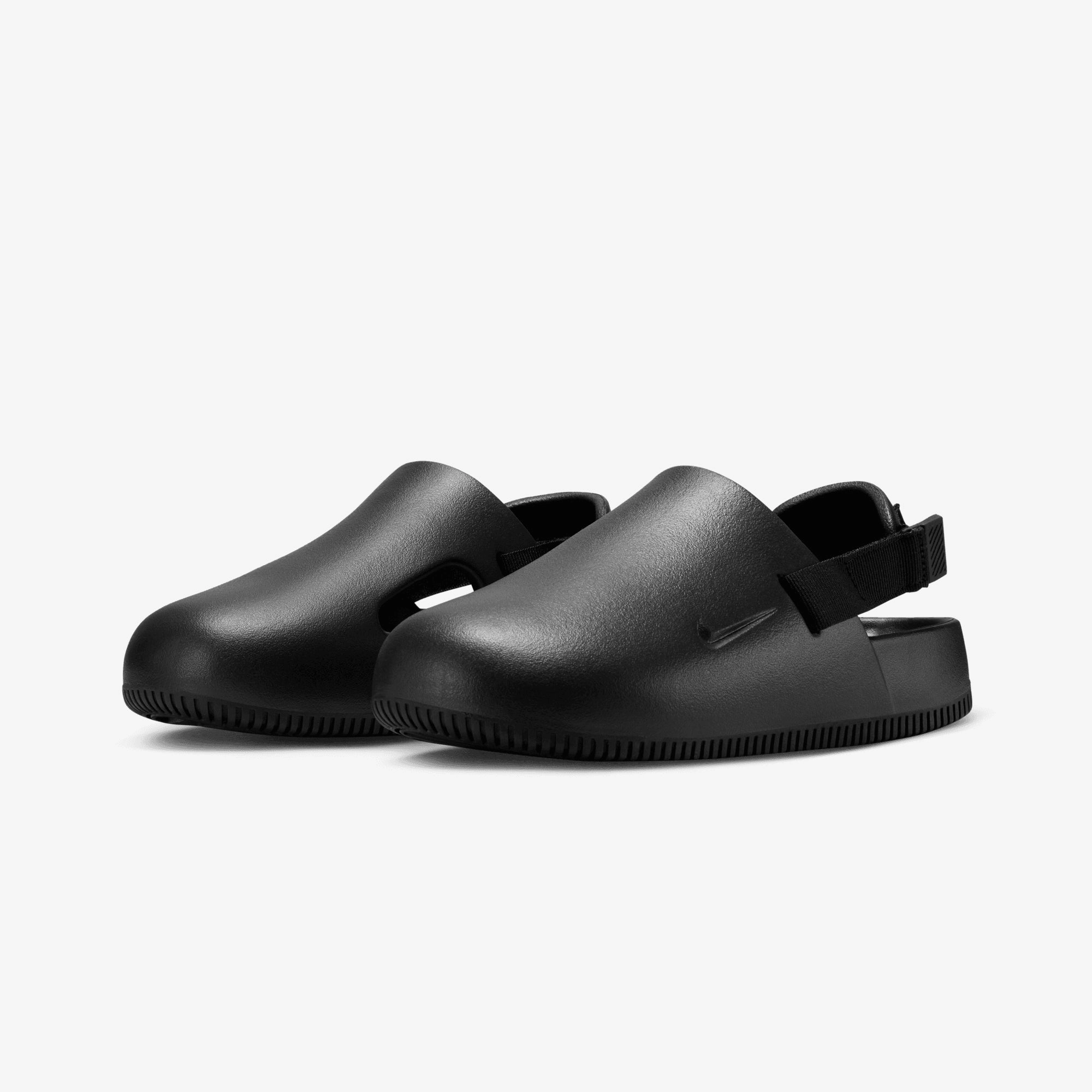 NIKE | CALM MULES { BLACK/BLACK