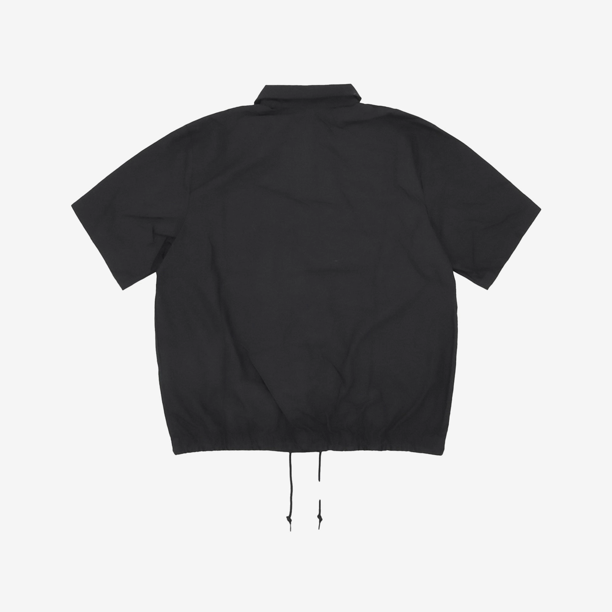 NIKE | CLUB OXFORD BUTTON-UP SHIRT { BLACK/WHITE