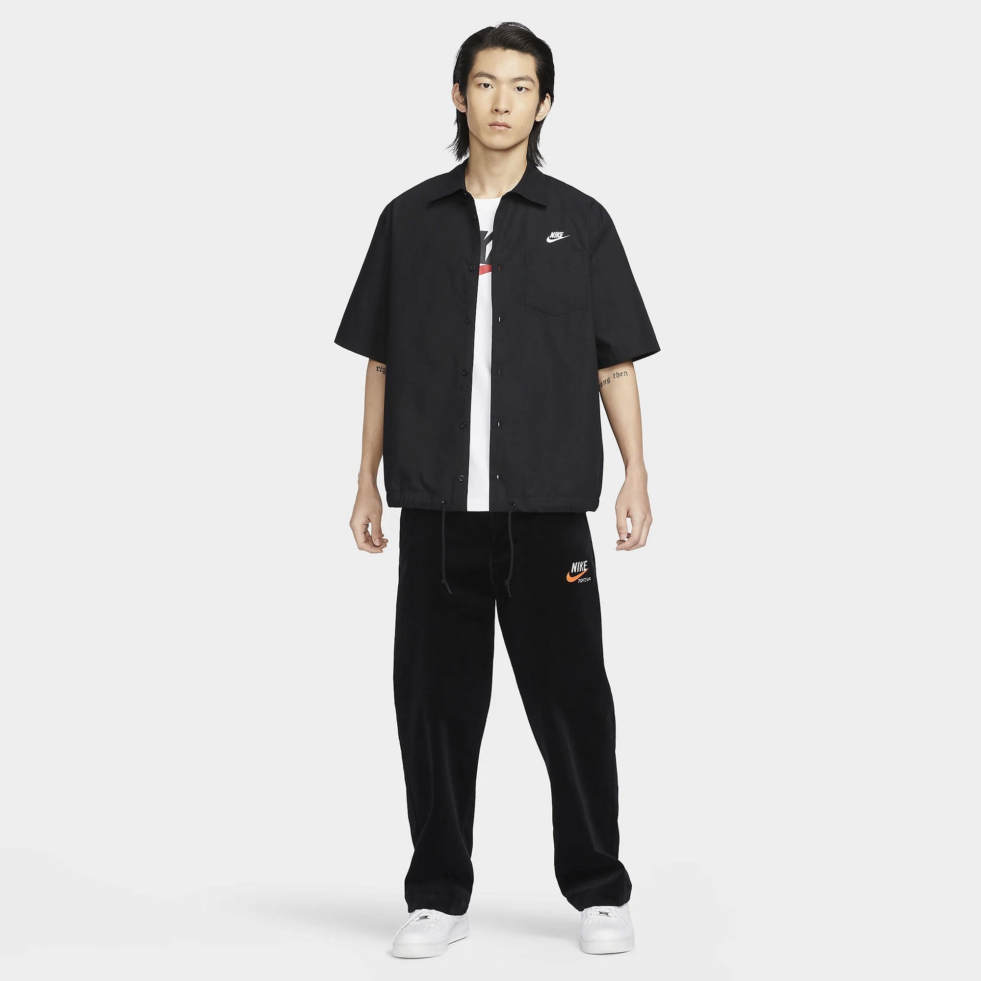 NIKE | CLUB OXFORD BUTTON-UP SHIRT { BLACK/WHITE