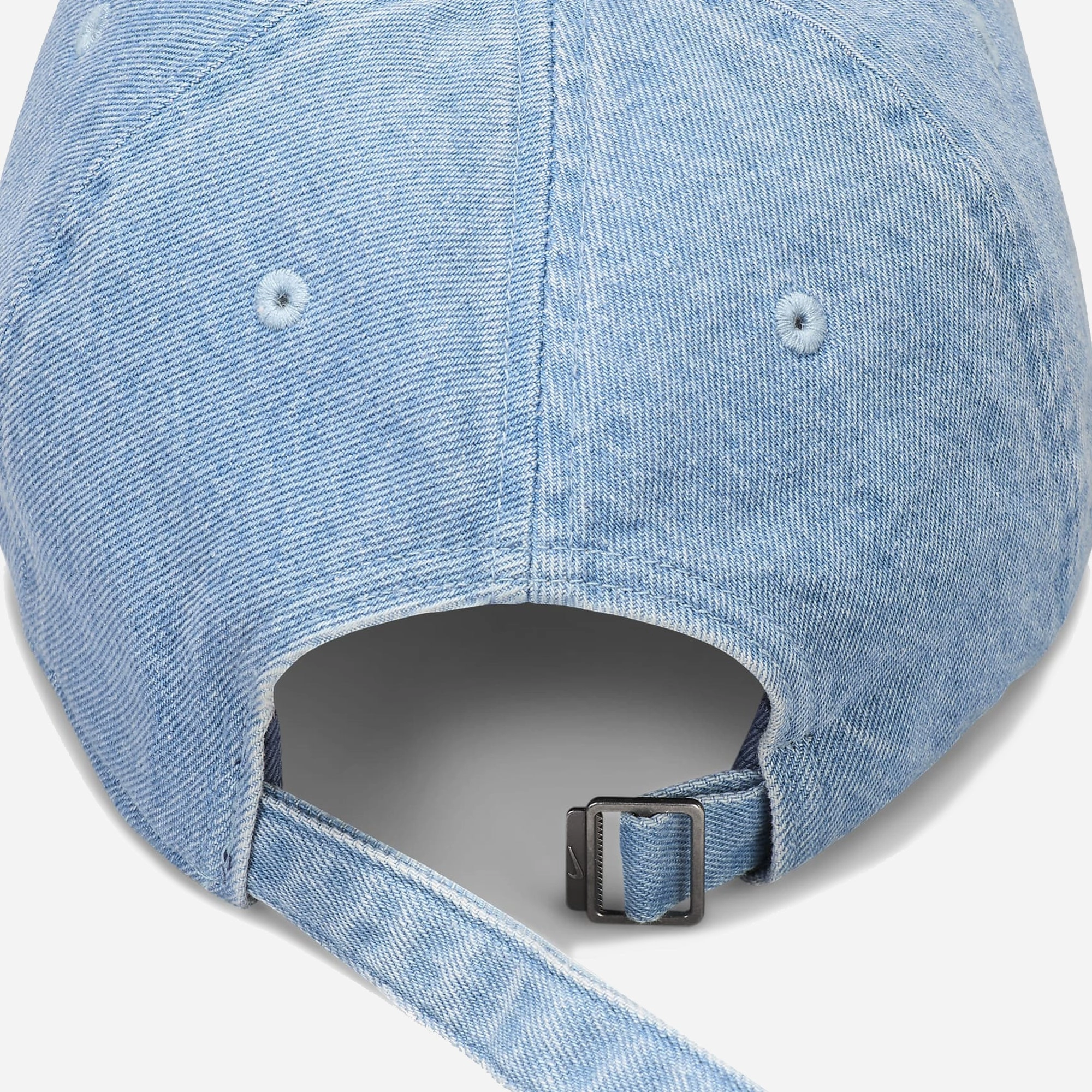 NIKE | CLUB UNSTRUCTURED DENIM CAP { AEGEAN STORM/THUNDER BLUE/WHITE