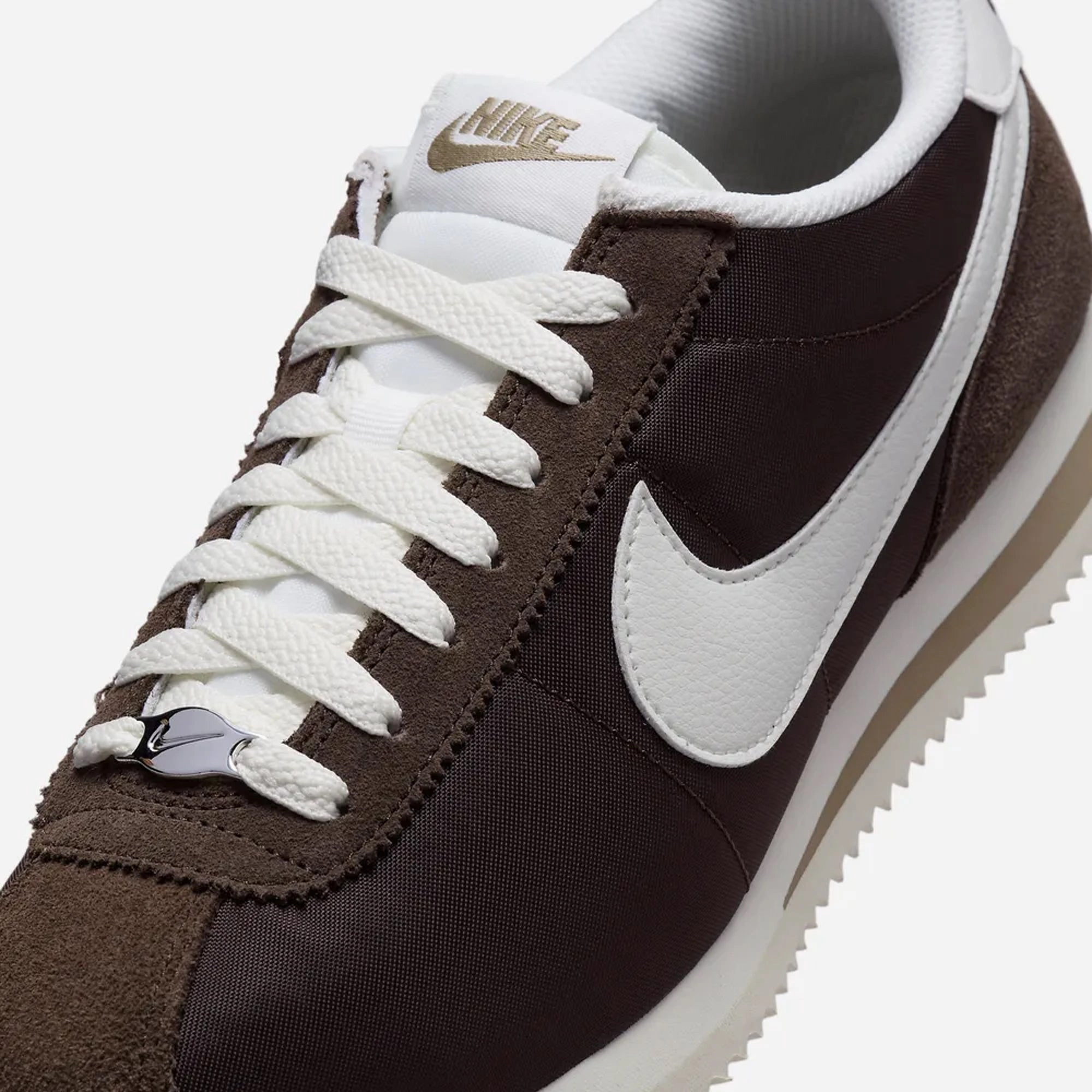 Nike | CORTEZ  { BAROQUE BROWN/SAIL-KHAKI