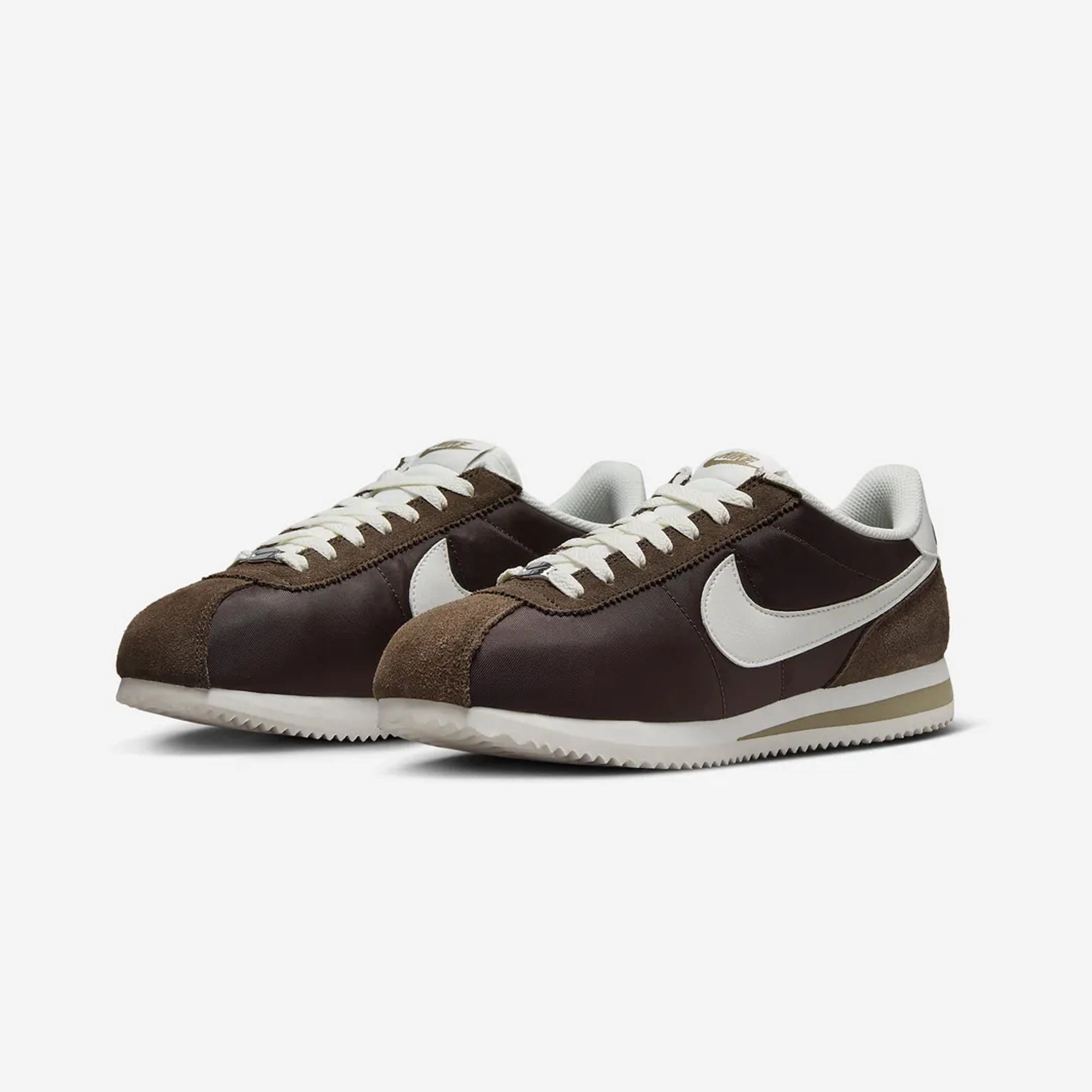 Nike | CORTEZ  { BAROQUE BROWN/SAIL-KHAKI