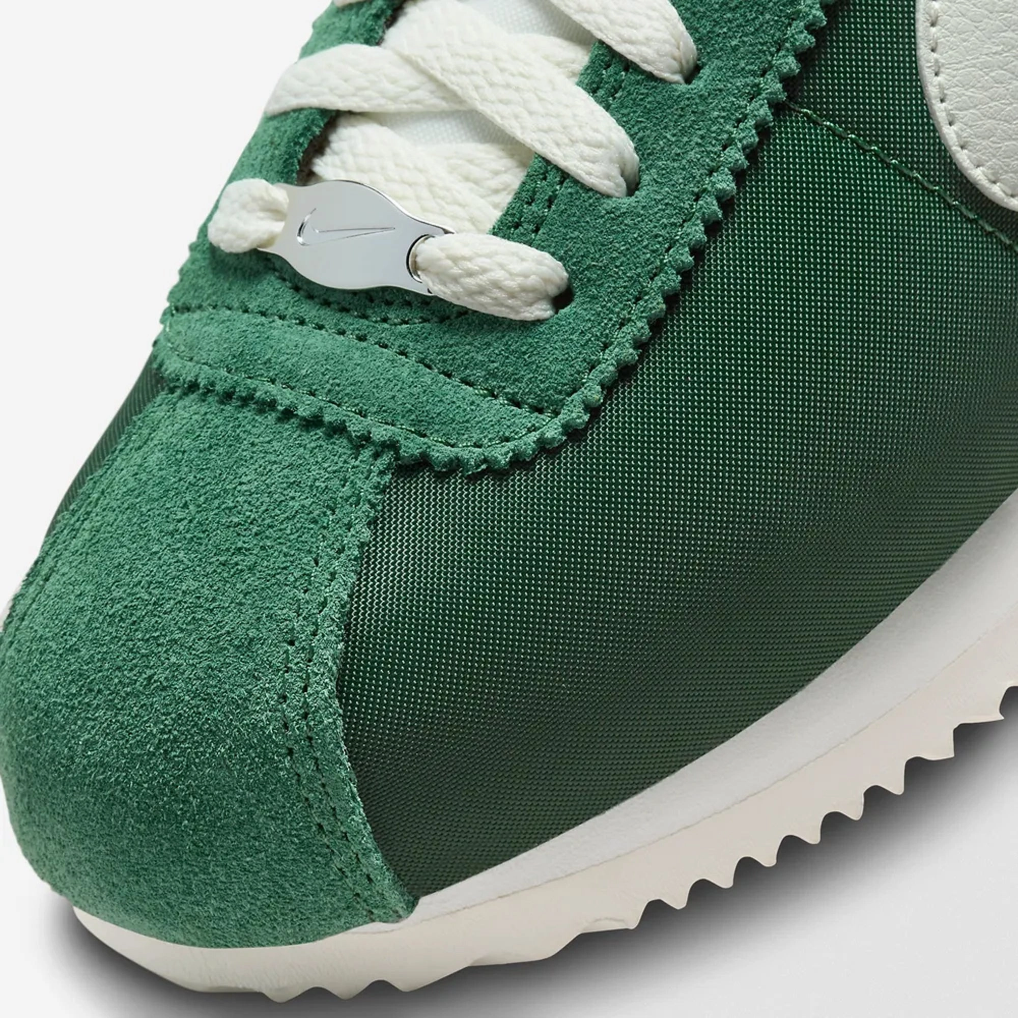 Nike | CORTEZ  { FIR/SAIL-SAIL-LIGHT SILVER