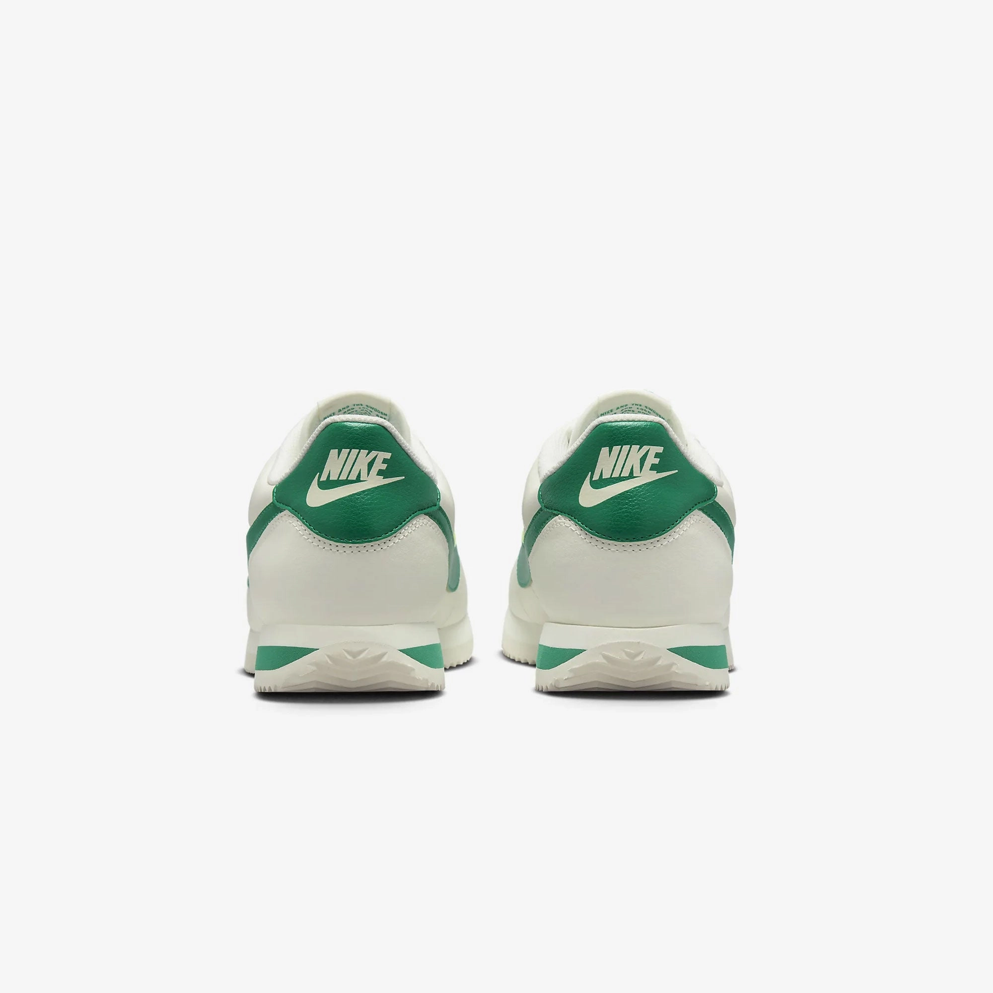 Nike | CORTEZ  { SAIL/STADIUM GREEN