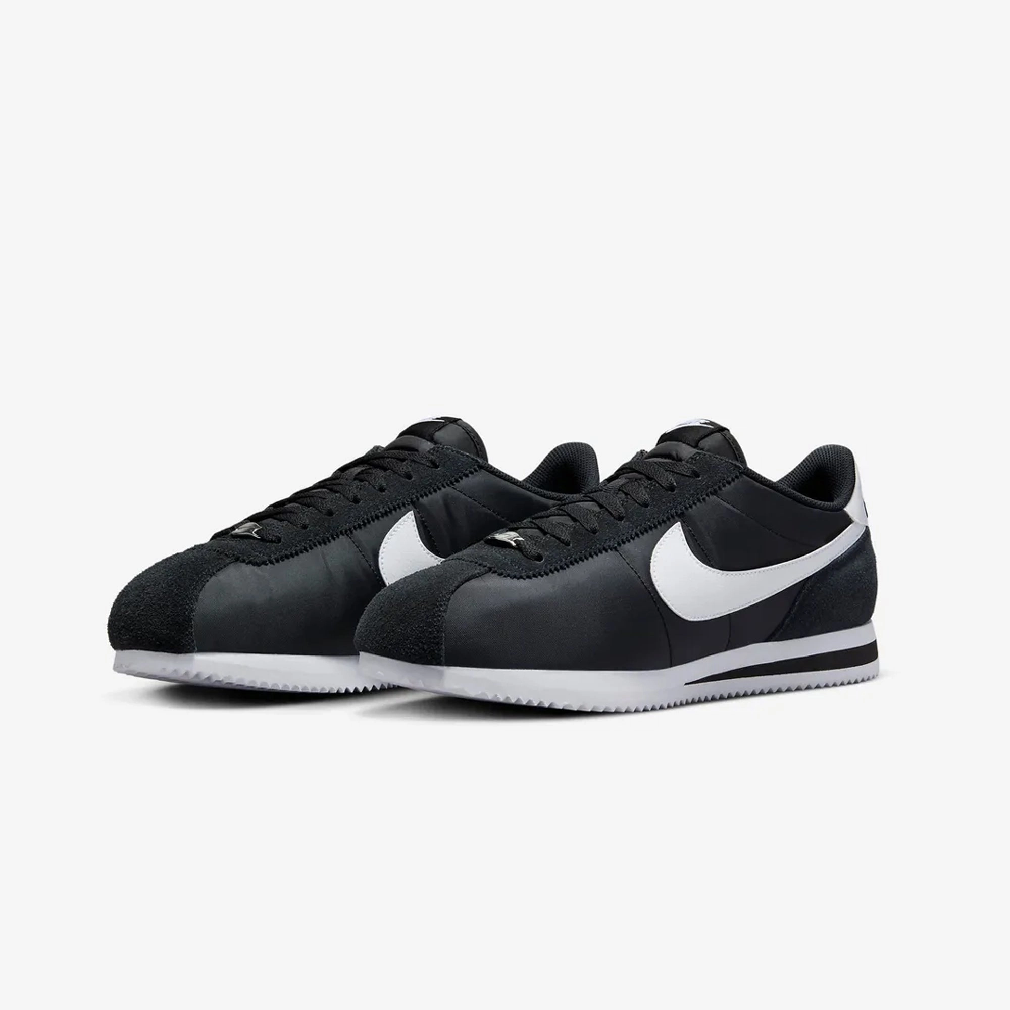 Nike | CORTEZ TXT  { BLACK/WHITE