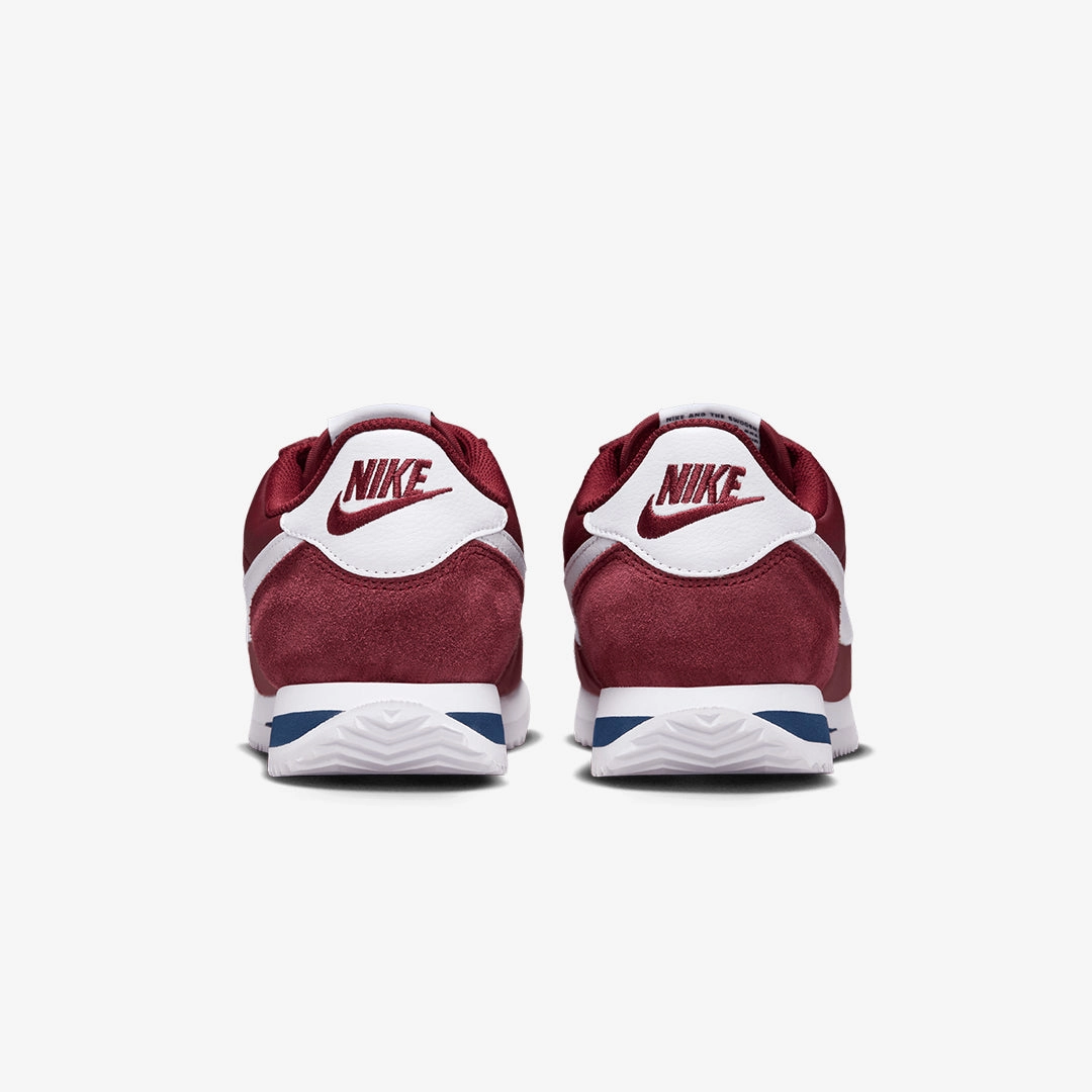 Nike | CORTEZ TXT  { TEAM RED/WHITE-MIDNIGHT NAVY-BLACK