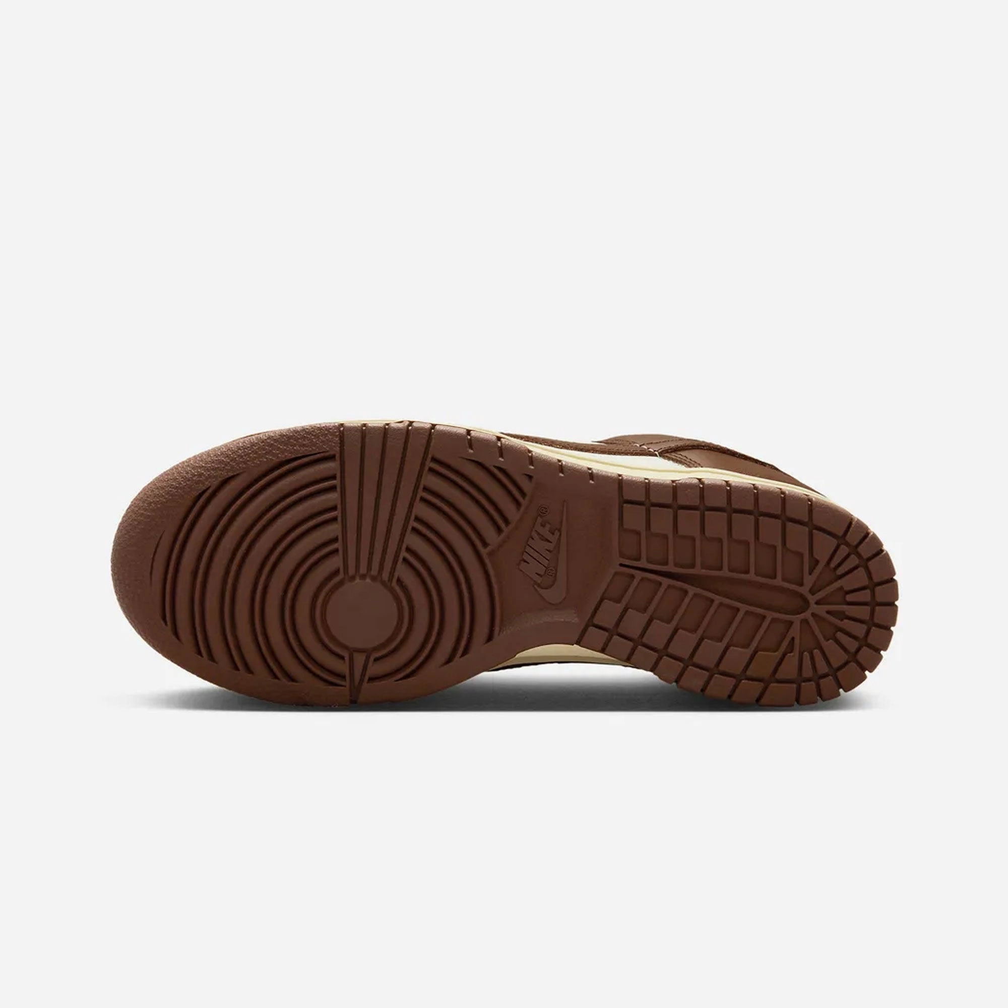 NIKE | DUNK LOW { SAIL/CACAO WOW-COCONUT MILK