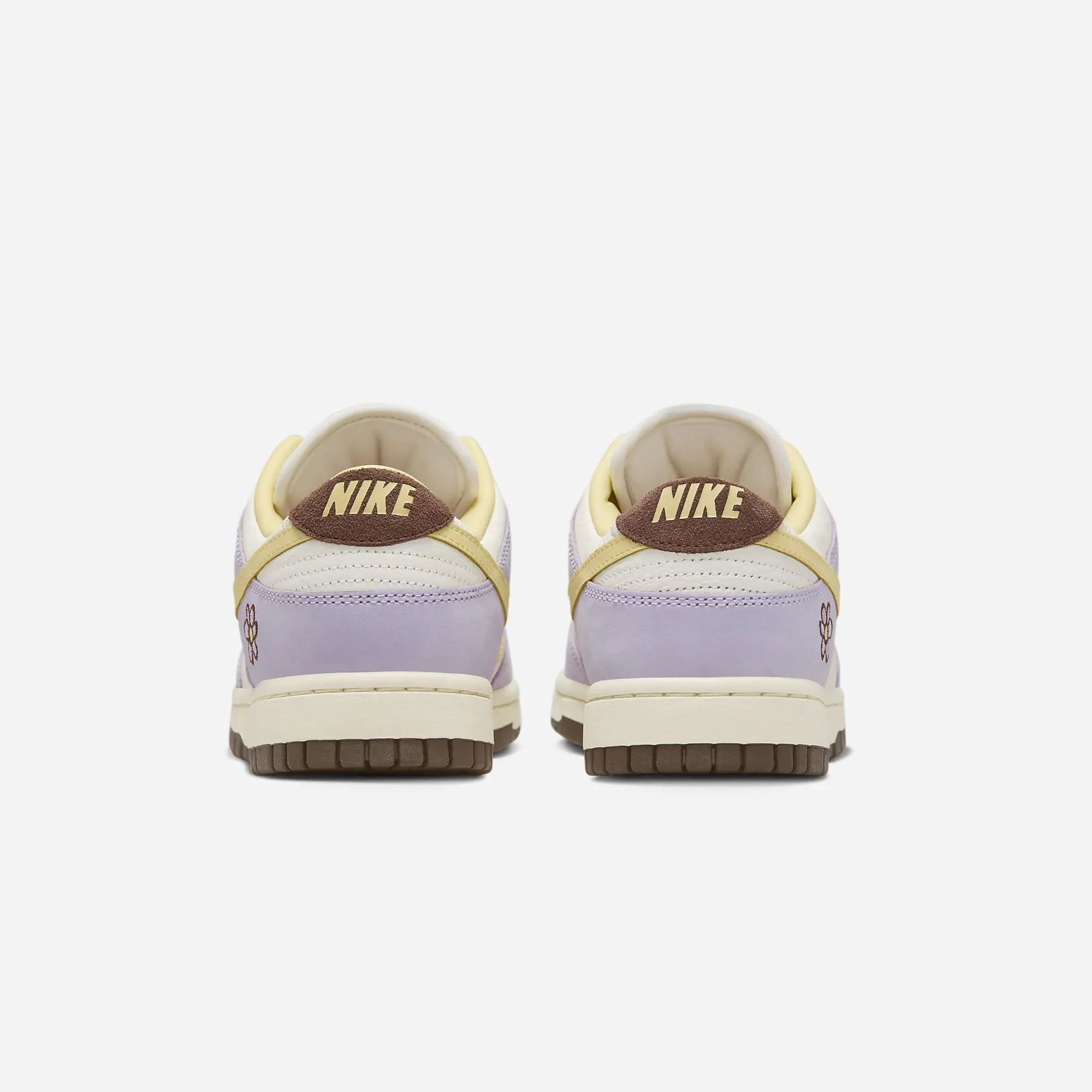 Nike | DUNK LOW PREMIUM  { LILAC BLOOM/SOFT YELLOW-SAIL