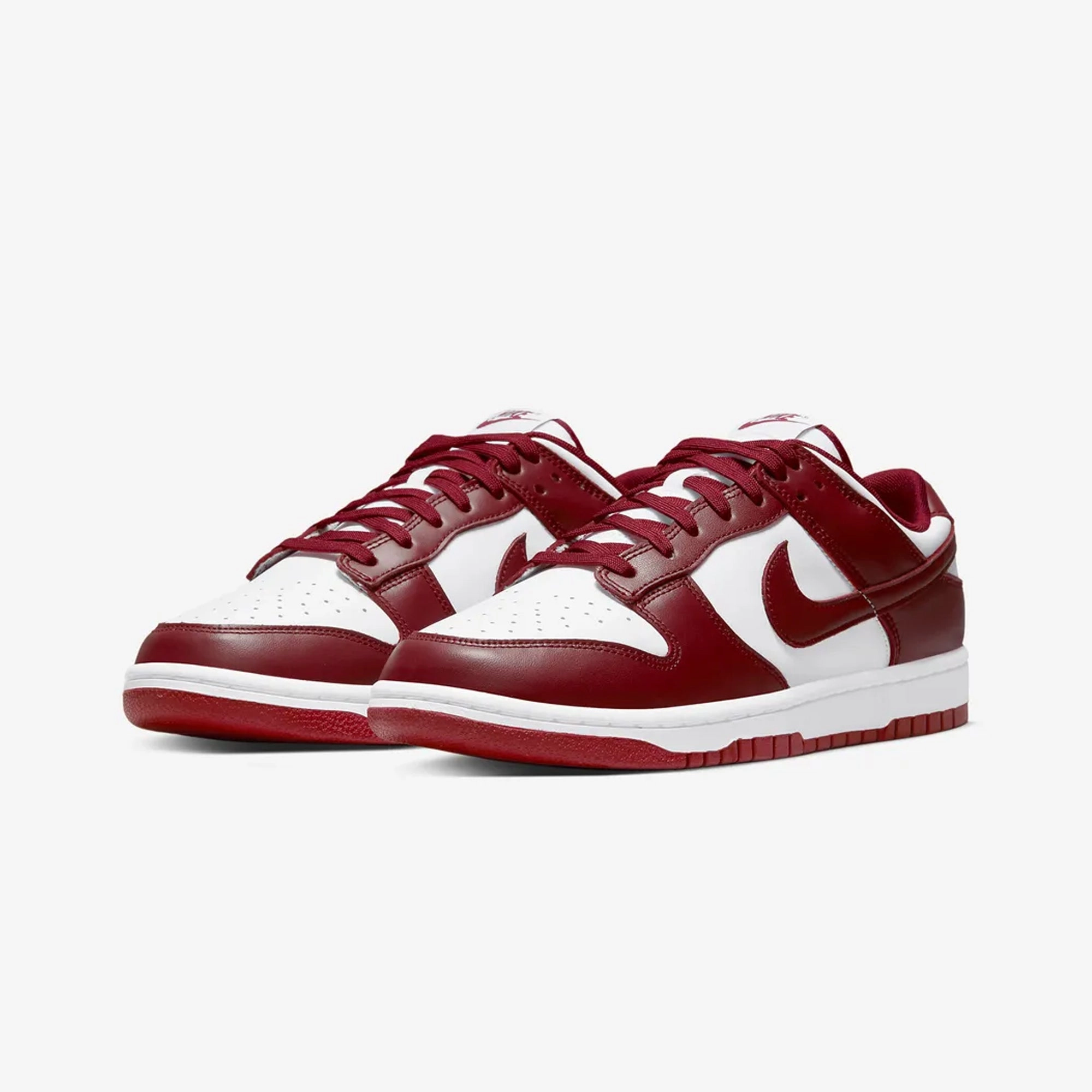 Nike | DUNK LOW RETRO  { TEAM RED/TEAM RED-WHITE