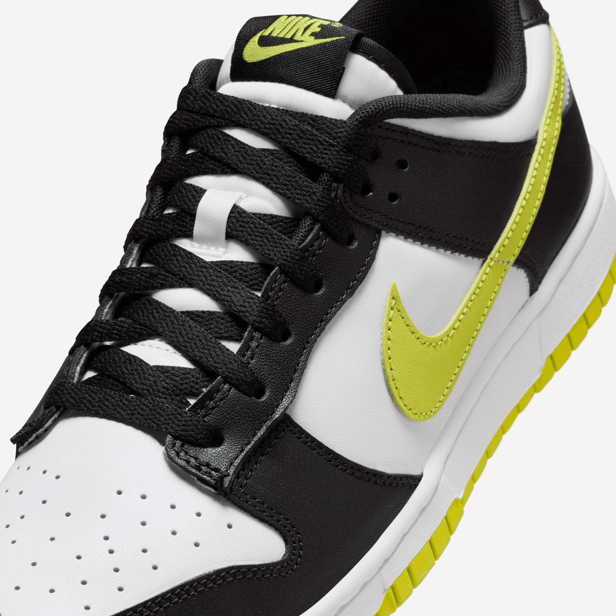 NIKE | DUNK LOW RETRO { WHITE/BRIGHT CACTUS-BLACK