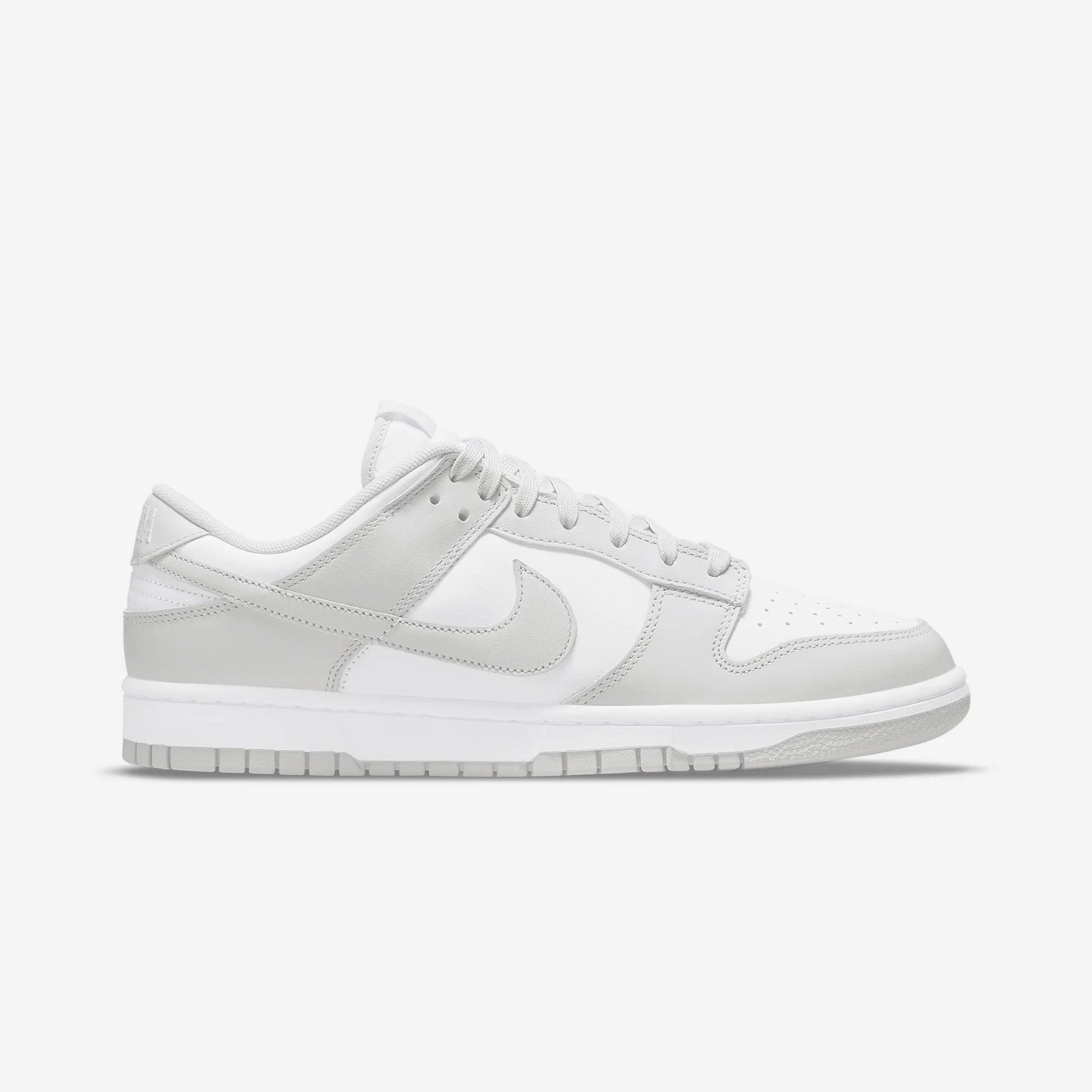 Nike | DUNK LOW RETRO  { WHITE/GREY FOG