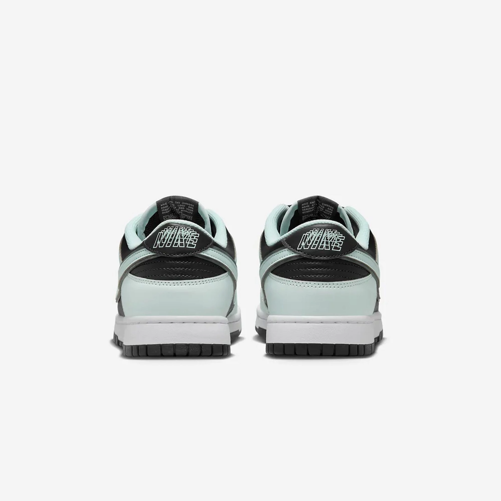 Nike | DUNK LOW RETRO PREMIUM  { DK SMOKE GREY/BARELY GREEN-WHITE