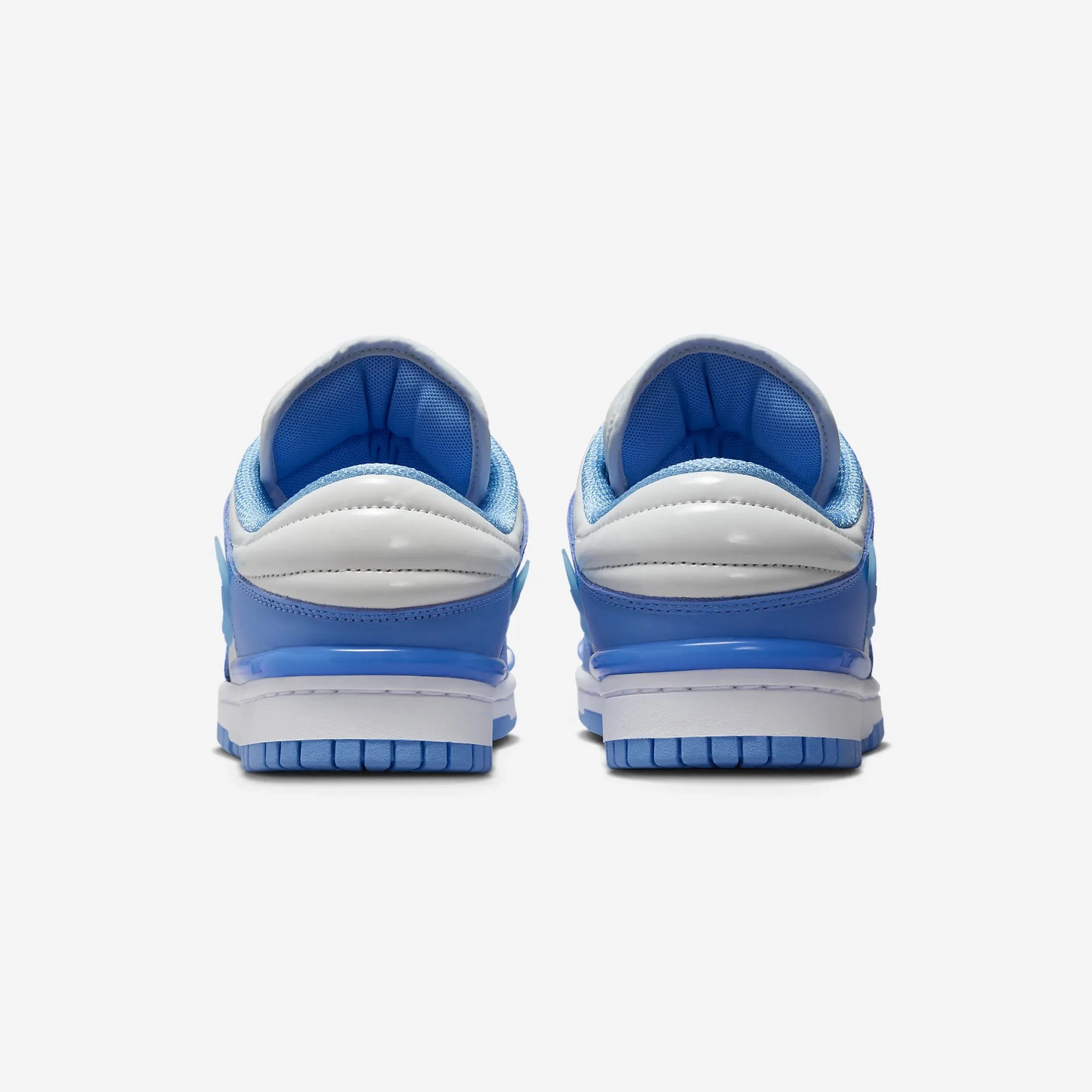 Nike | DUNK LOW TWIST  { PHOTON DUST/UNIVERSITY BLUE-WHITE