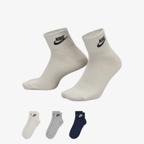 Nike | EVERYDAY ESSENTIAL ANKLE SOCKS (3 PAIRS)