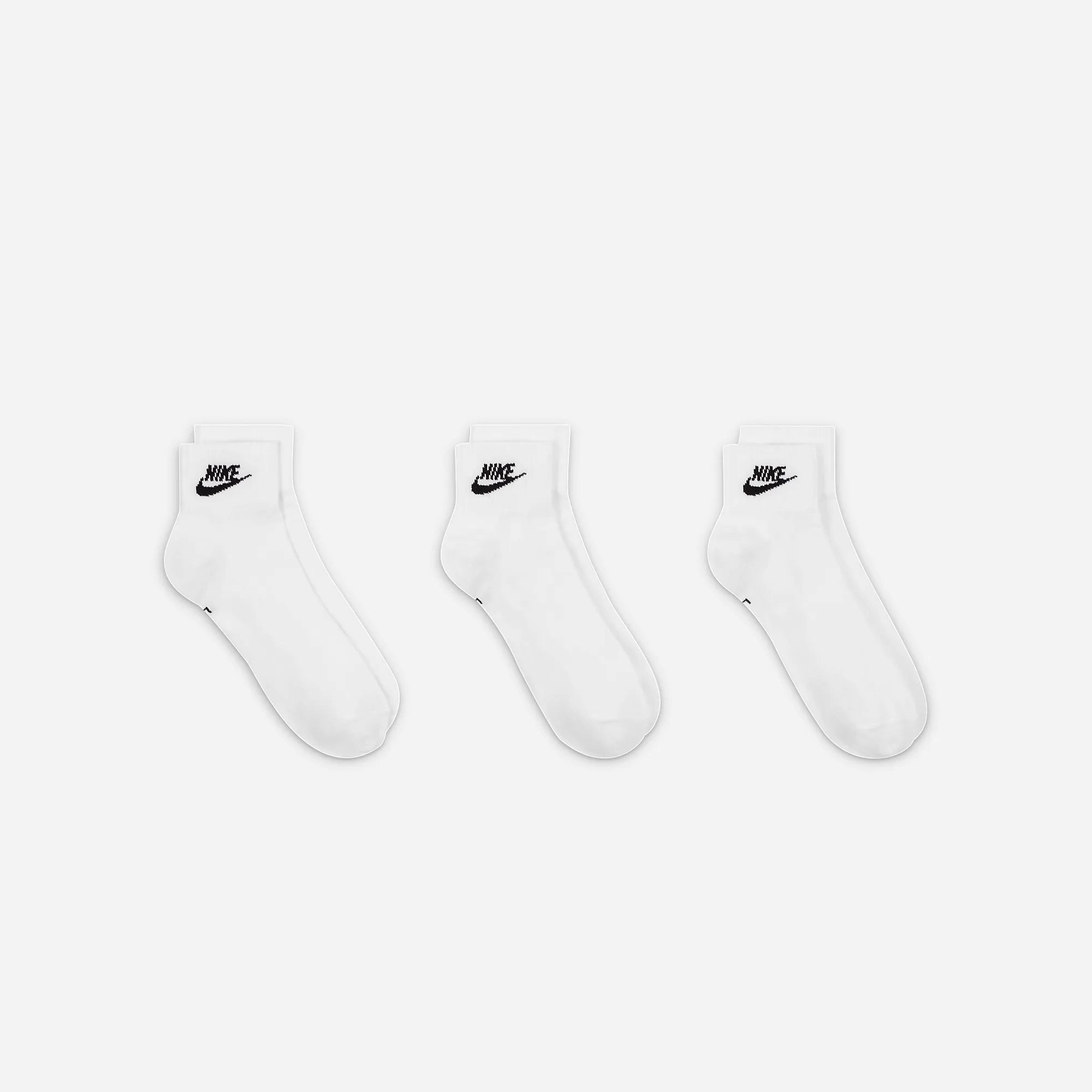 Nike | EVERYDAY ESSENTIAL ANKLE SOCKS (3 PAIRS)  { WHITE/BLACK