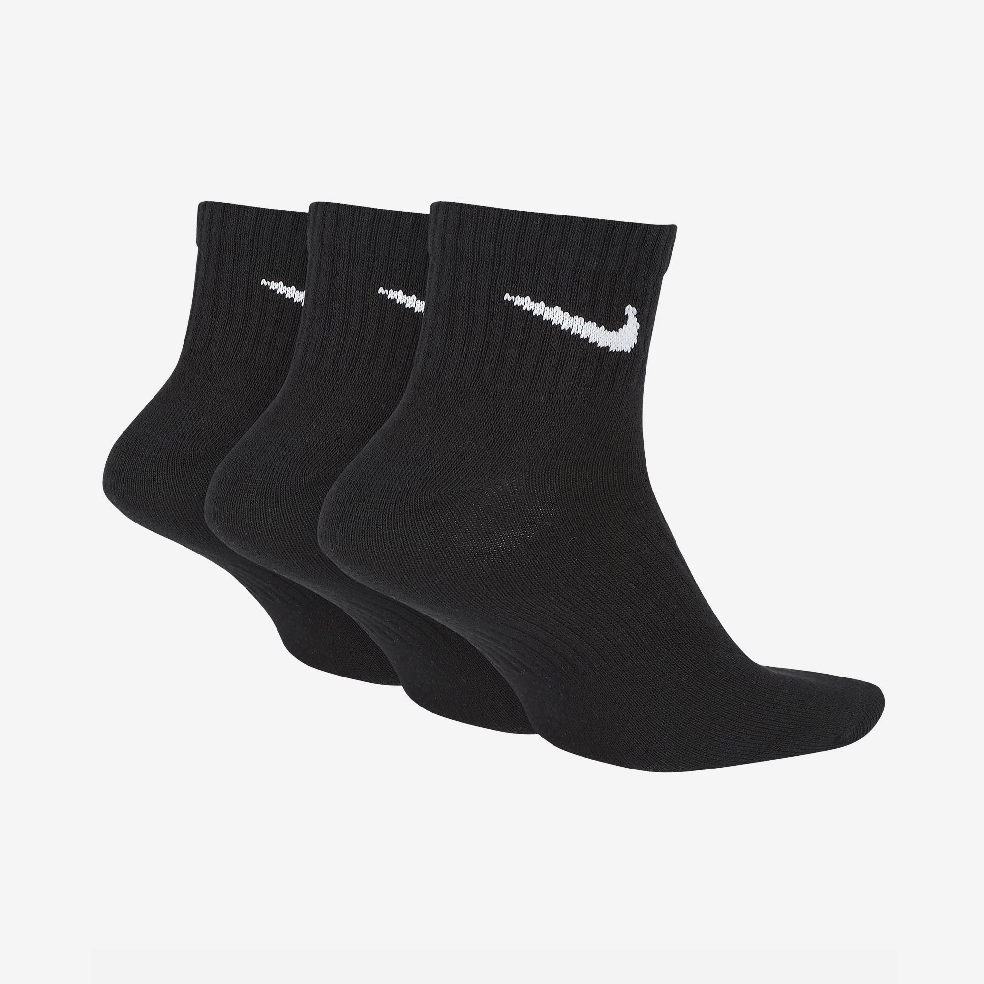 NIKE | EVERYDAY LIGHTWEIGHT { BLACK/WHITE