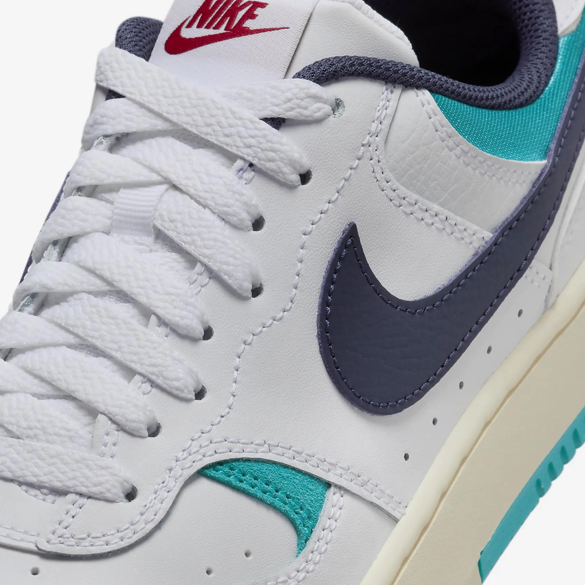 Nike | GAMMA FORCE  { DUSTY CACTUS/MIDNIGHT NAVY-WHITE