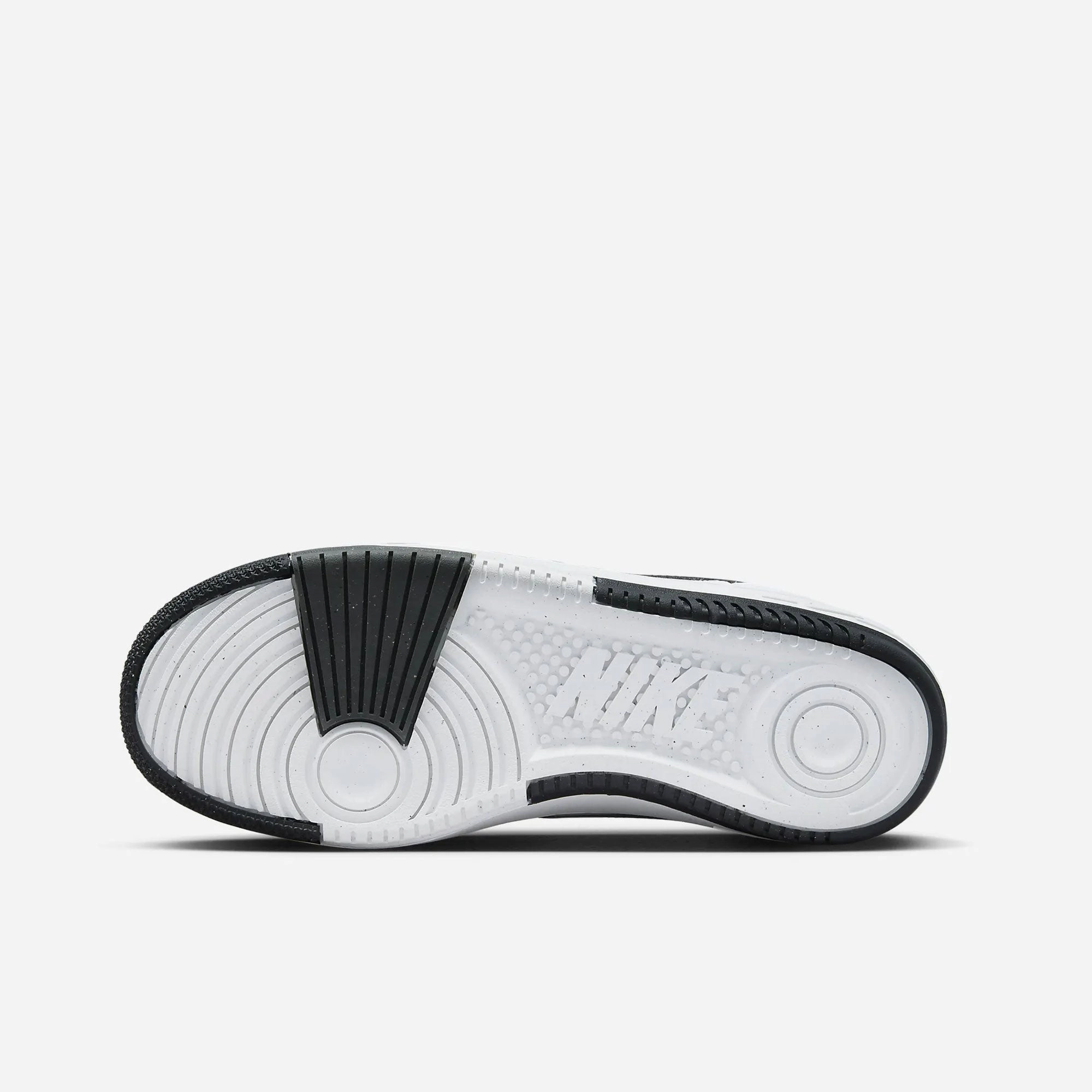NIKE | GAMMA FORCE { WHITE/BLACK-SUMMIT WHITE-IRON GREY