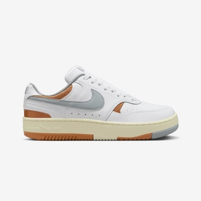 NIKE | GAMMA FORCE { WHITE/LIGHT PUMICE-FLAX-COCONUT MILK