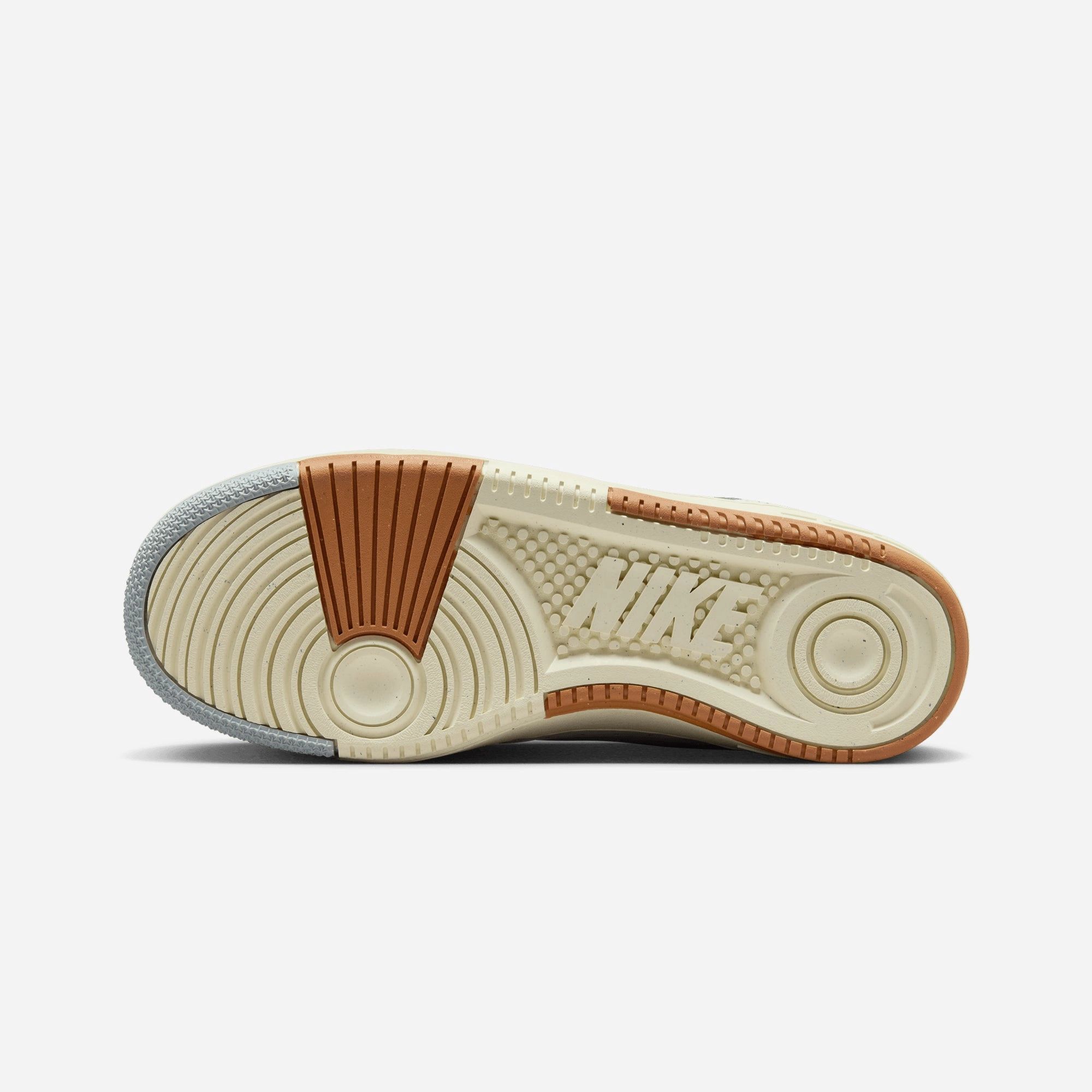NIKE | GAMMA FORCE { WHITE/LIGHT PUMICE-FLAX-COCONUT MILK