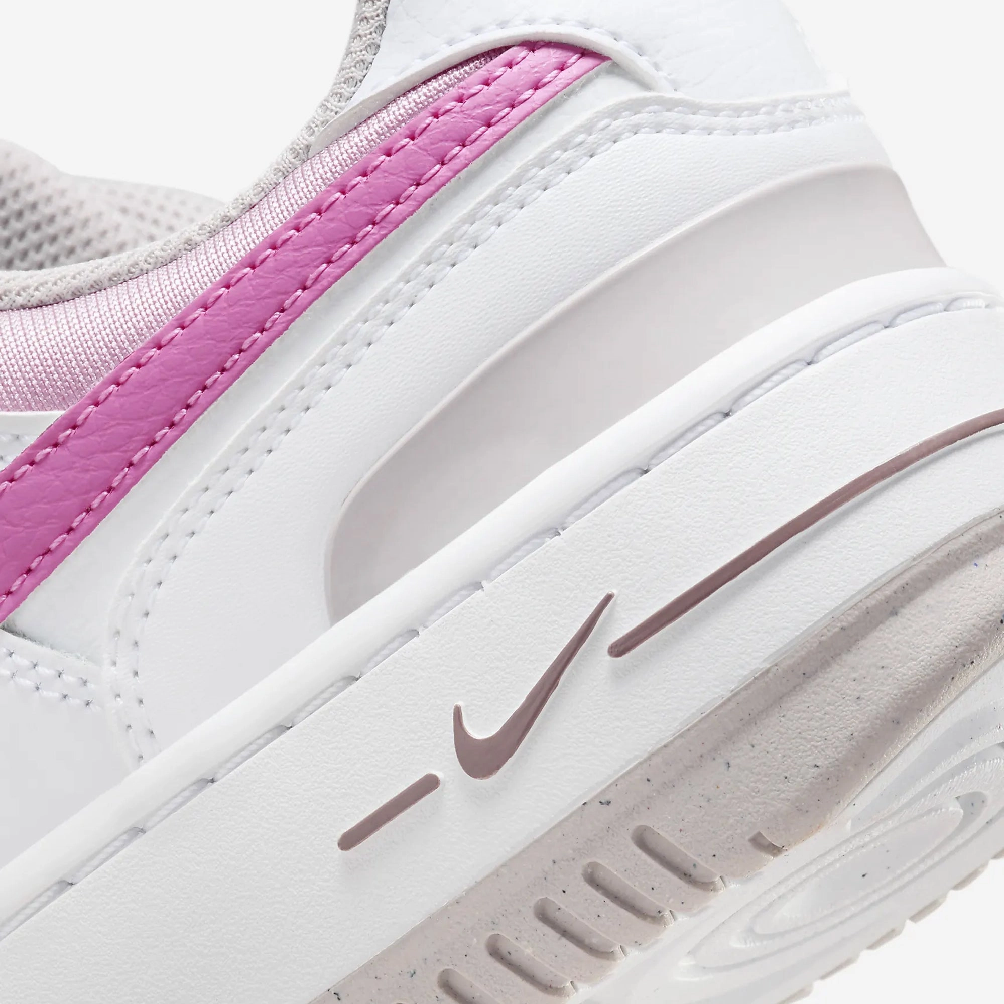 Nike | GAMMA FORCE  { WHITE/PLAYFUL PINK-PLATINUM VIOLET