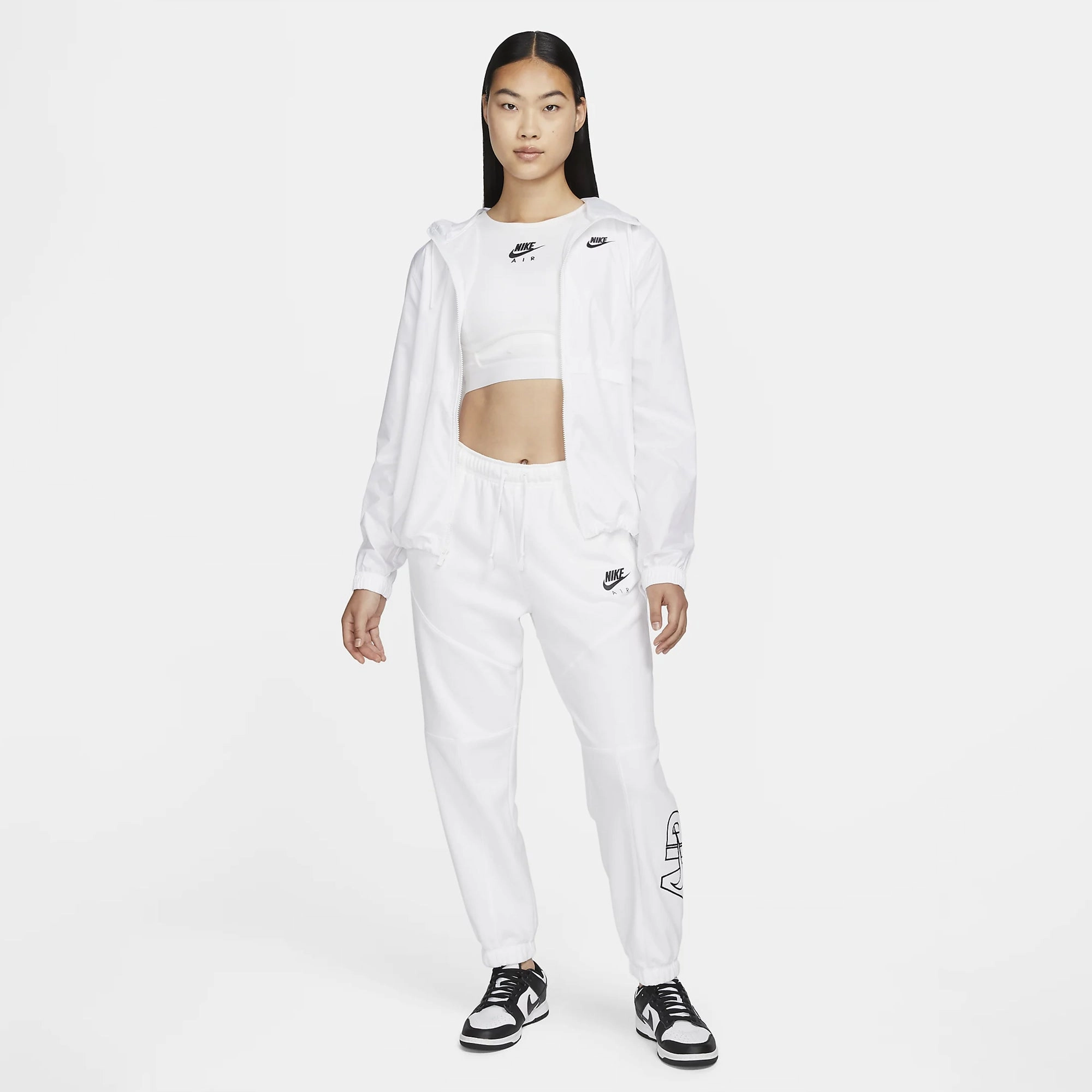 Nike | SPORTSWEAR ESSENTIAL REPEL  { WHITE/BLACK