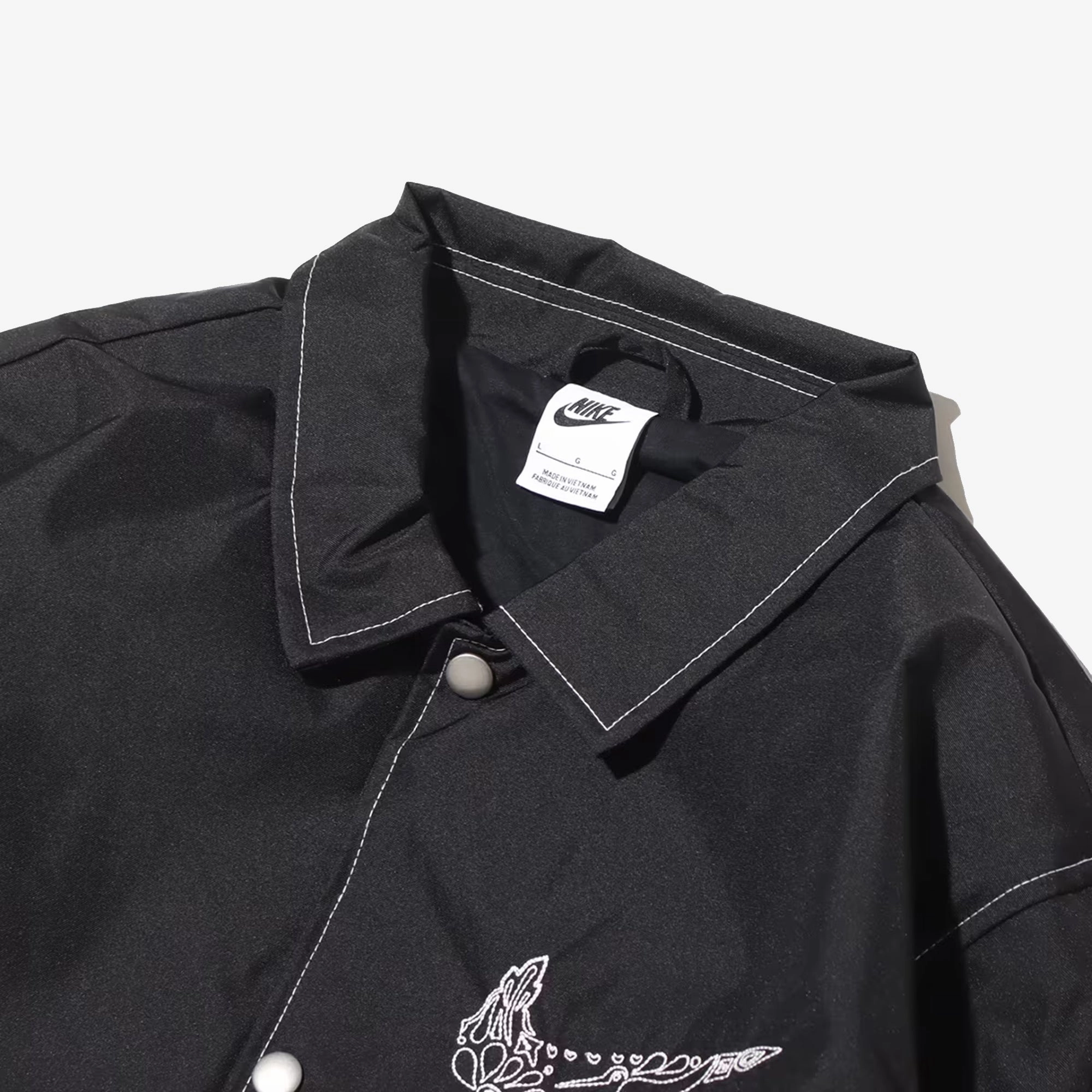 Nike | SPORTSWEAR LOOSE COACHES JACKET  { BLACK/SAIL/BLACK