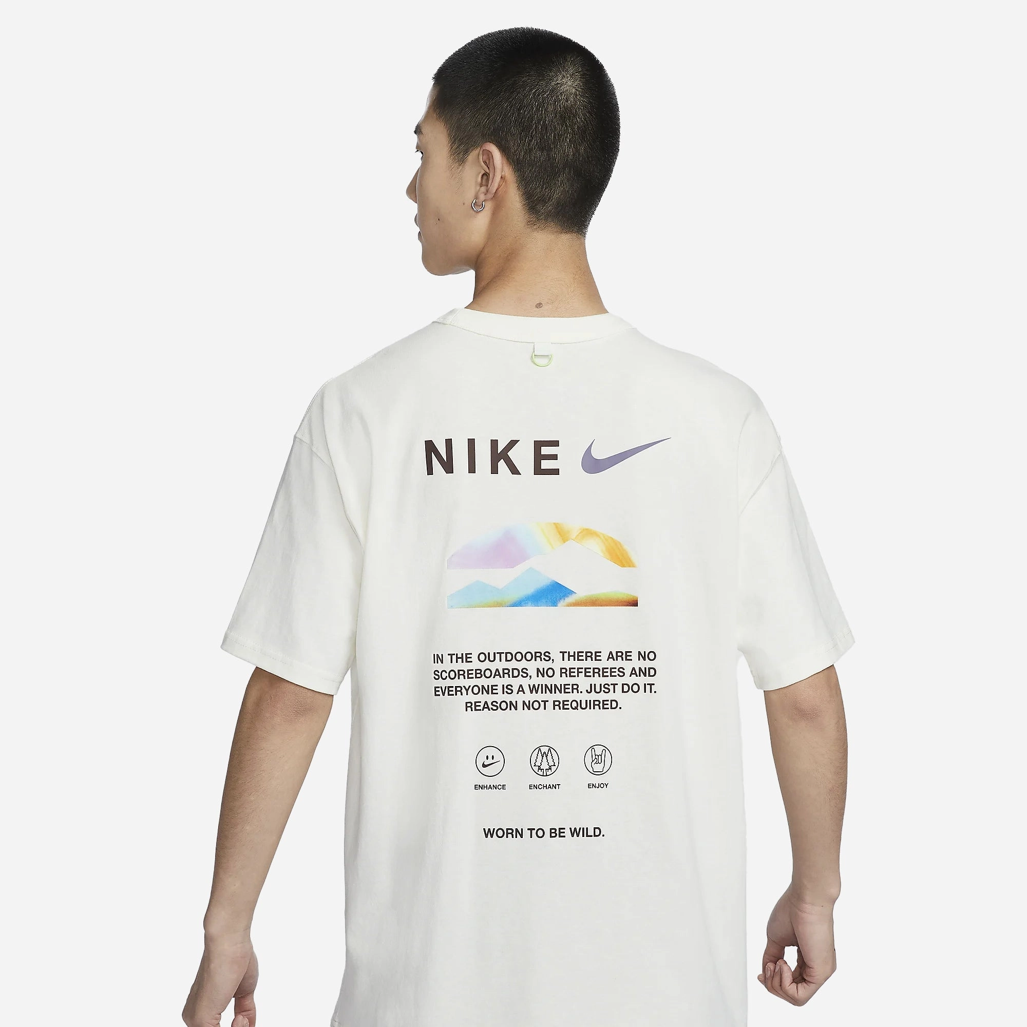 Nike | SPORTSWEAR PREMIUM ESSENTIALS  { SAIL