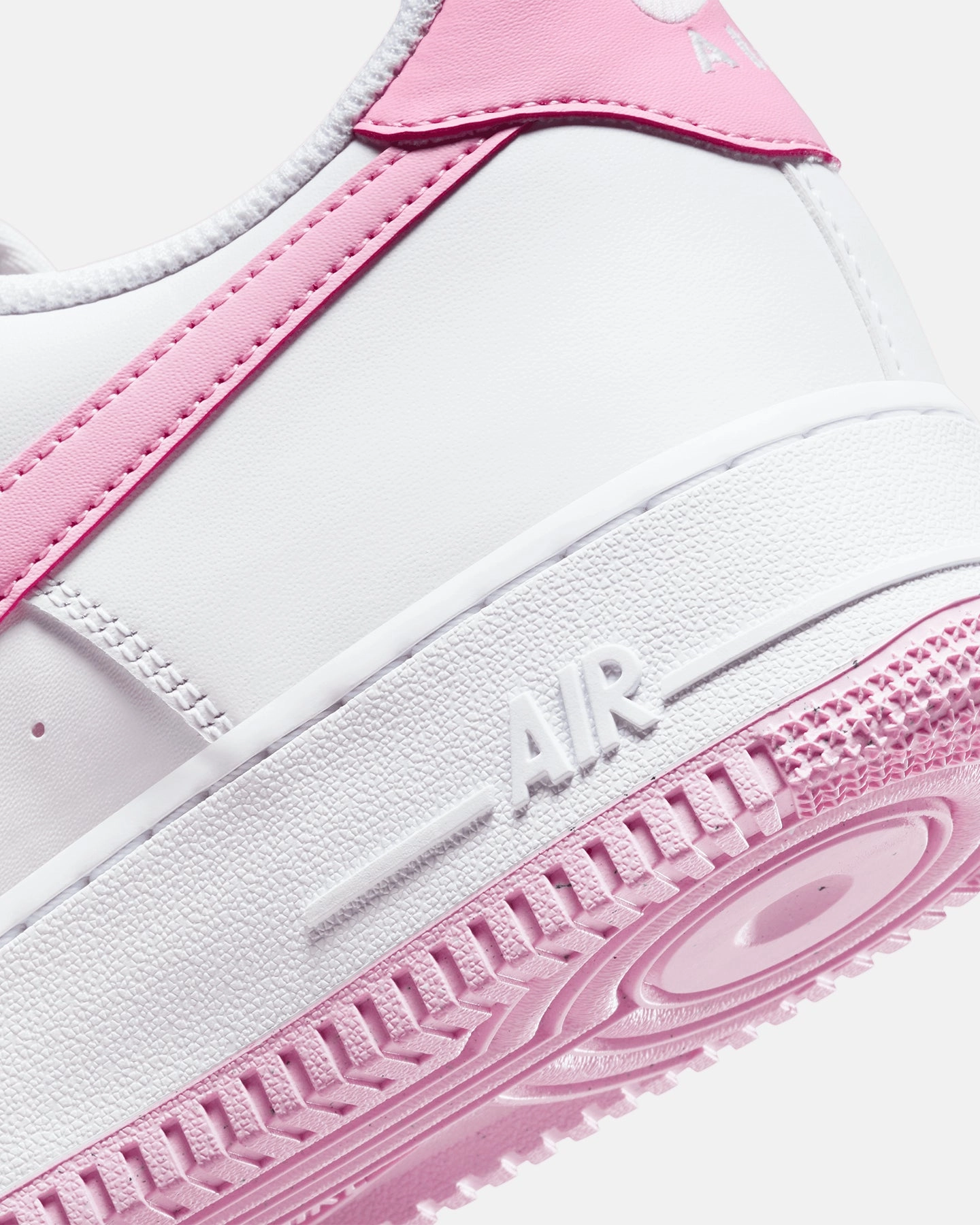 Nike Air Force 1 '07 Essentials White/Pink Rise
