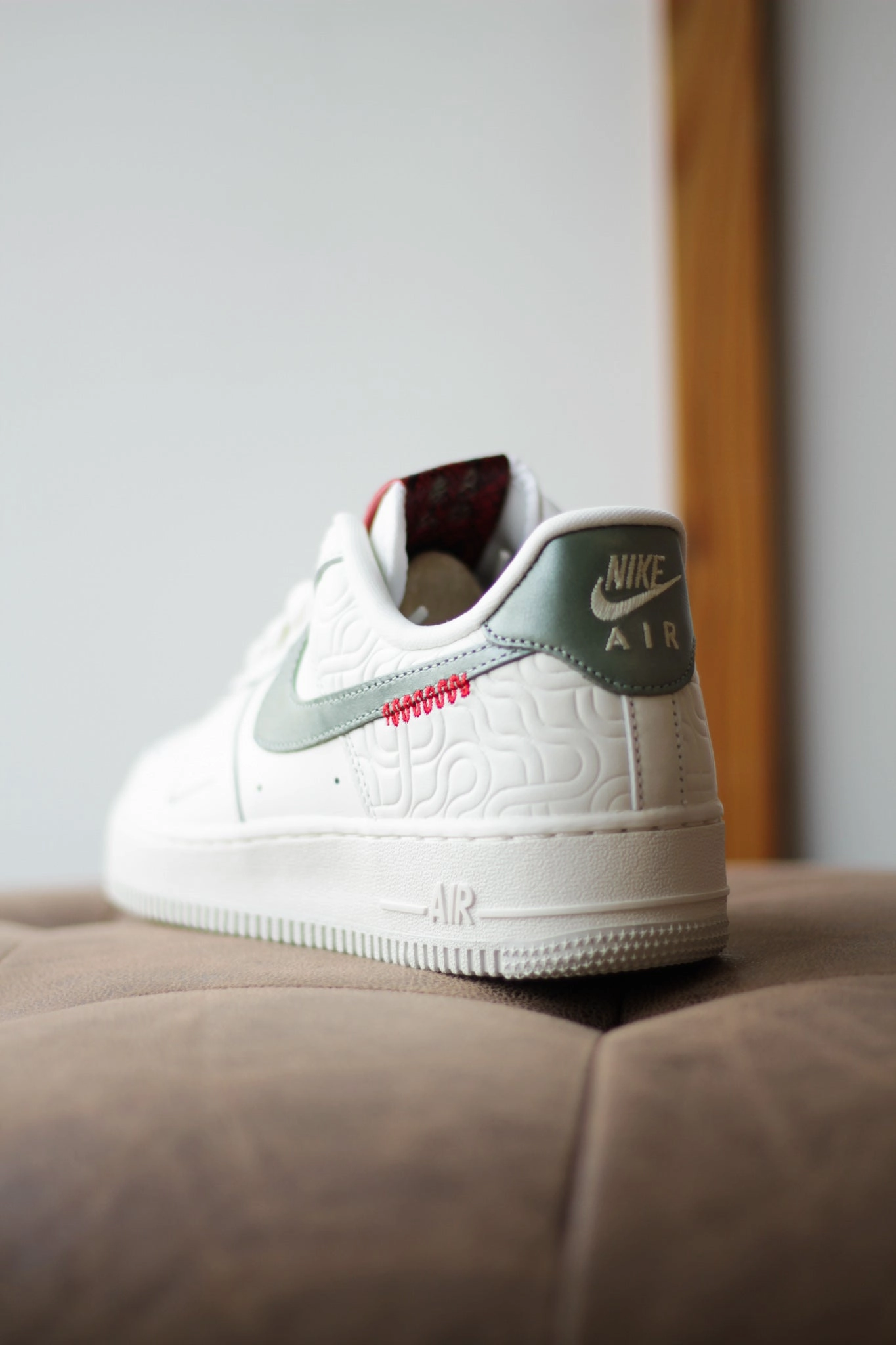 NIKE AIR FORCE 1 '07 SAIL/JADE HORIZON-LIGHT BONE