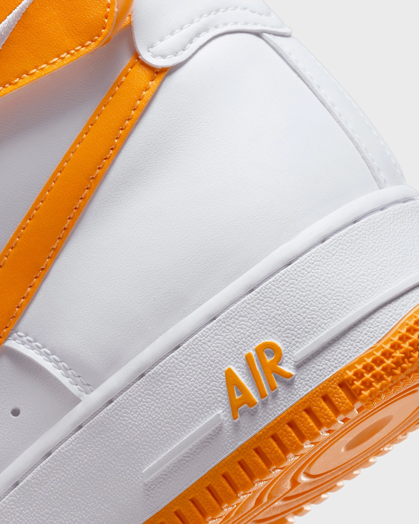Nike Air Force 1 High '07 White/Sundial