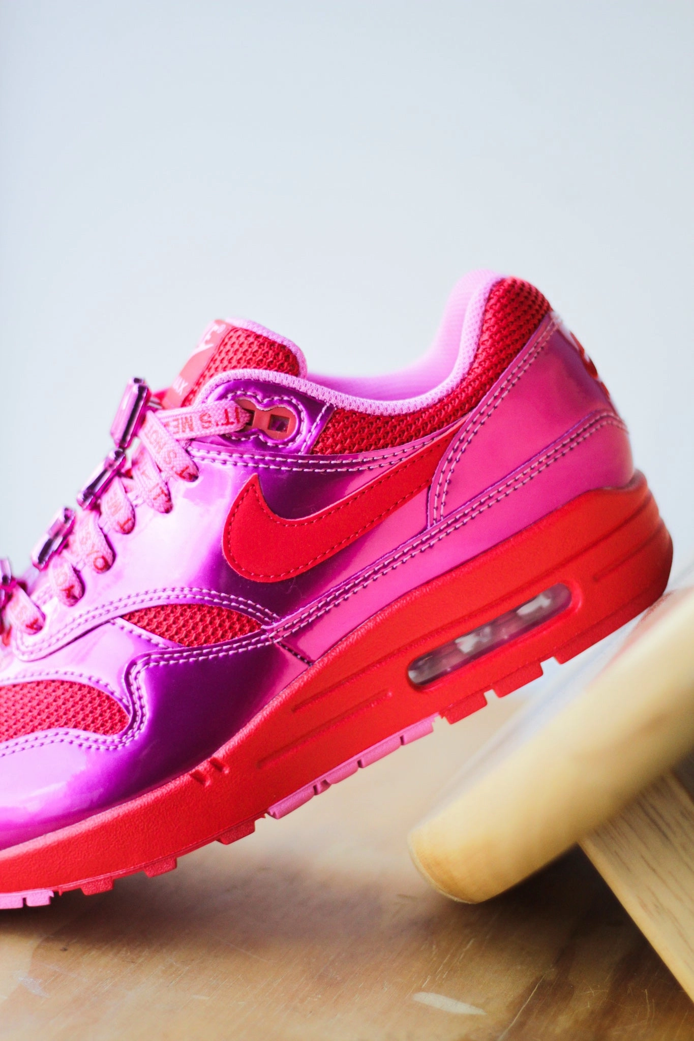 NIKE AIR MAX 1 PREMIUM PLAYFUL PINK/UNIVERSITY RED-PLAYFUL PIN