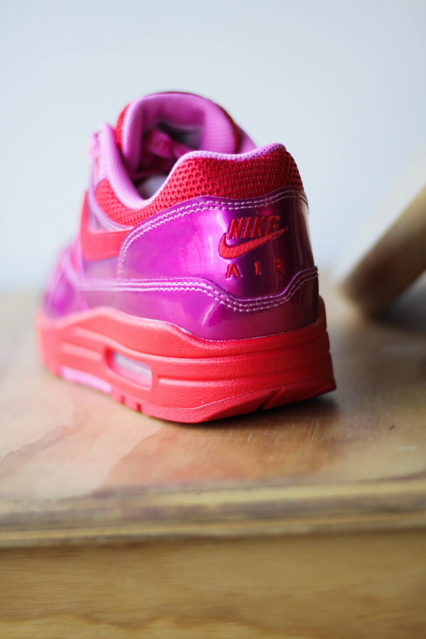 NIKE AIR MAX 1 PREMIUM PLAYFUL PINK/UNIVERSITY RED-PLAYFUL PIN