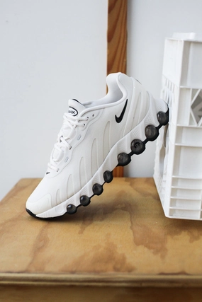 NIKE AIR MAX DN8 PHANTOM/BLACK-PHANTOM-BLACK