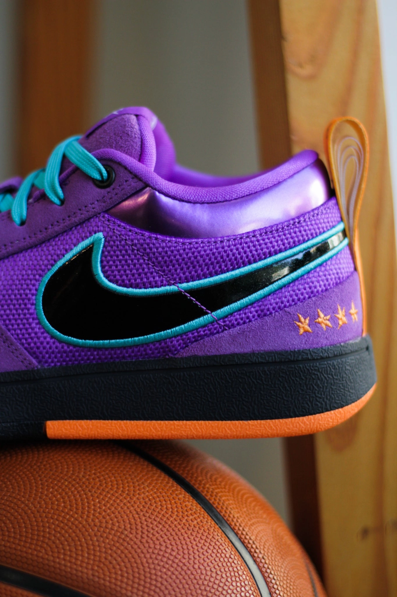 NIKE BOOK 1 WILD BERRY/WHITE-DUSTY CACTUS