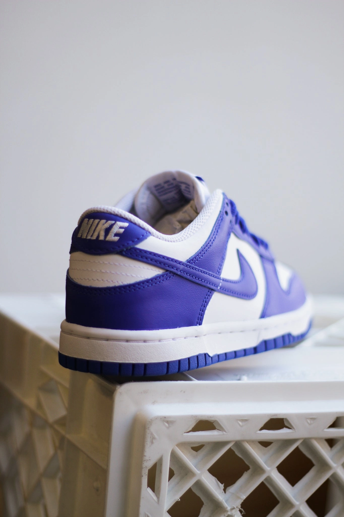 NIKE DUNK LOW (GS) WHITE/HYPER ROYAL-HYPER ROYAL