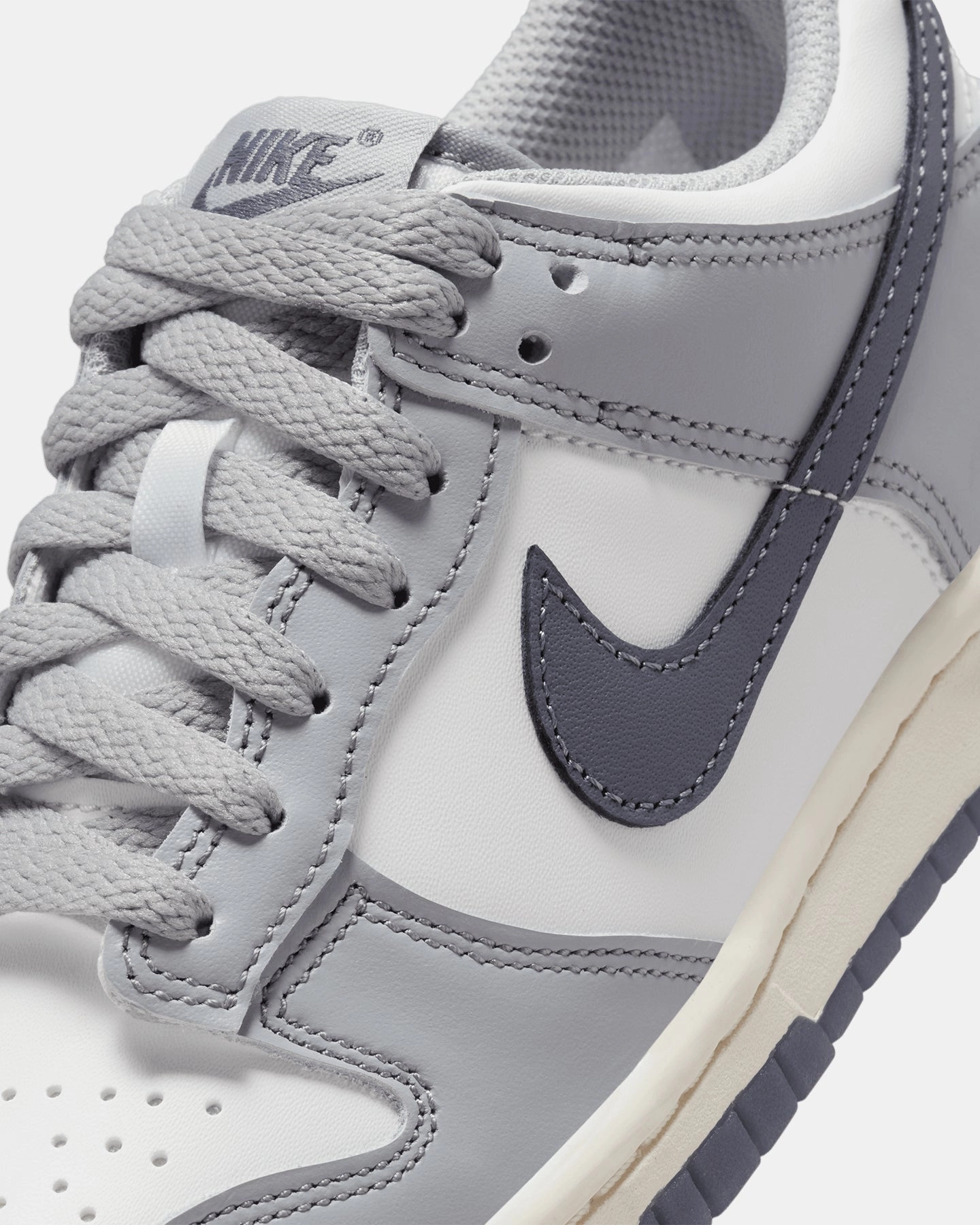 Nike Kids' Dunk Low (GS) Summit White