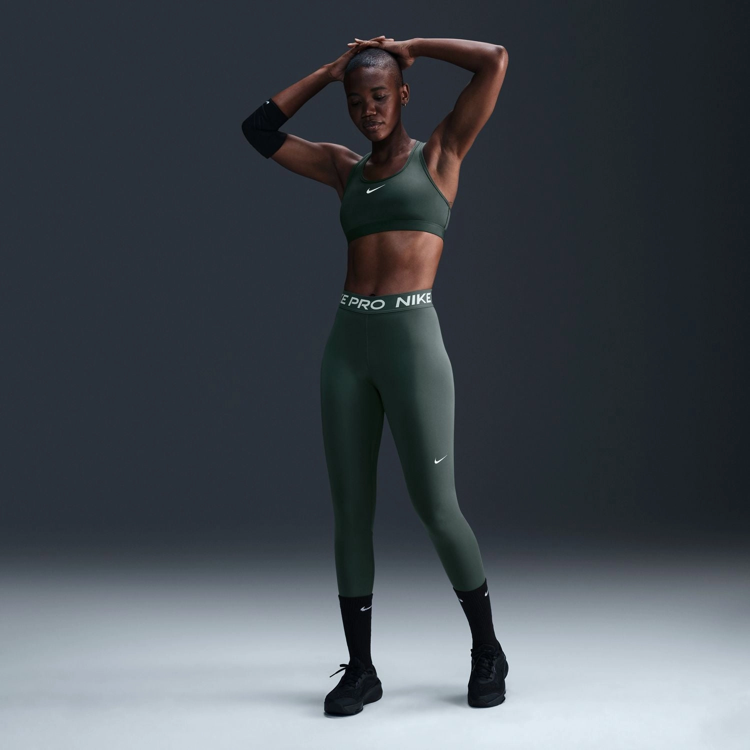 Nike Pro 365 Tight - Womens