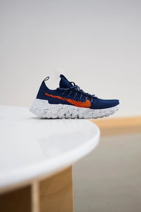 NIKE SPACE HIPPIE O1 MIDNIGHT NAVY
