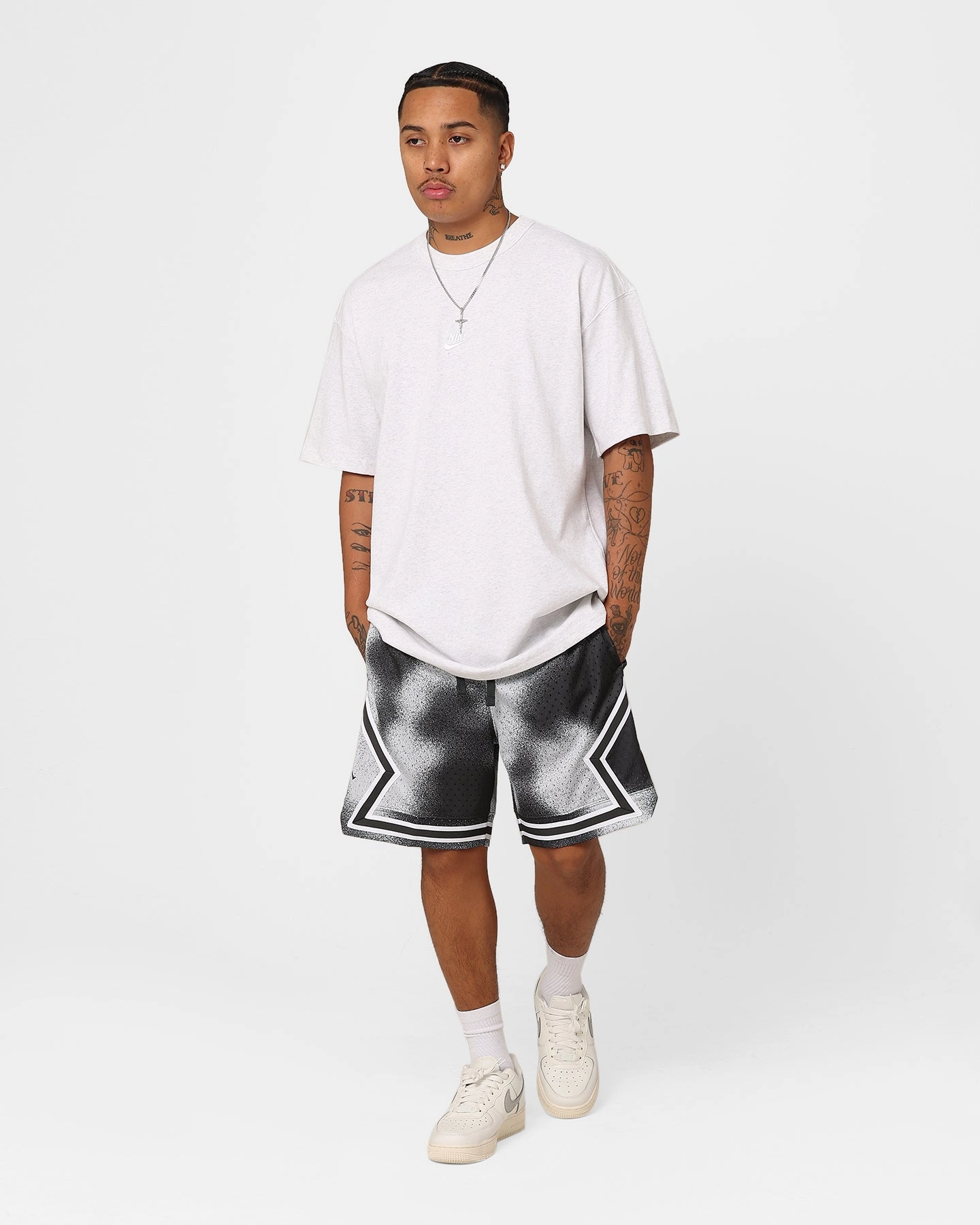Nike Sportswear Premium Essentials Sustainable T-Shirt Birch Heather
