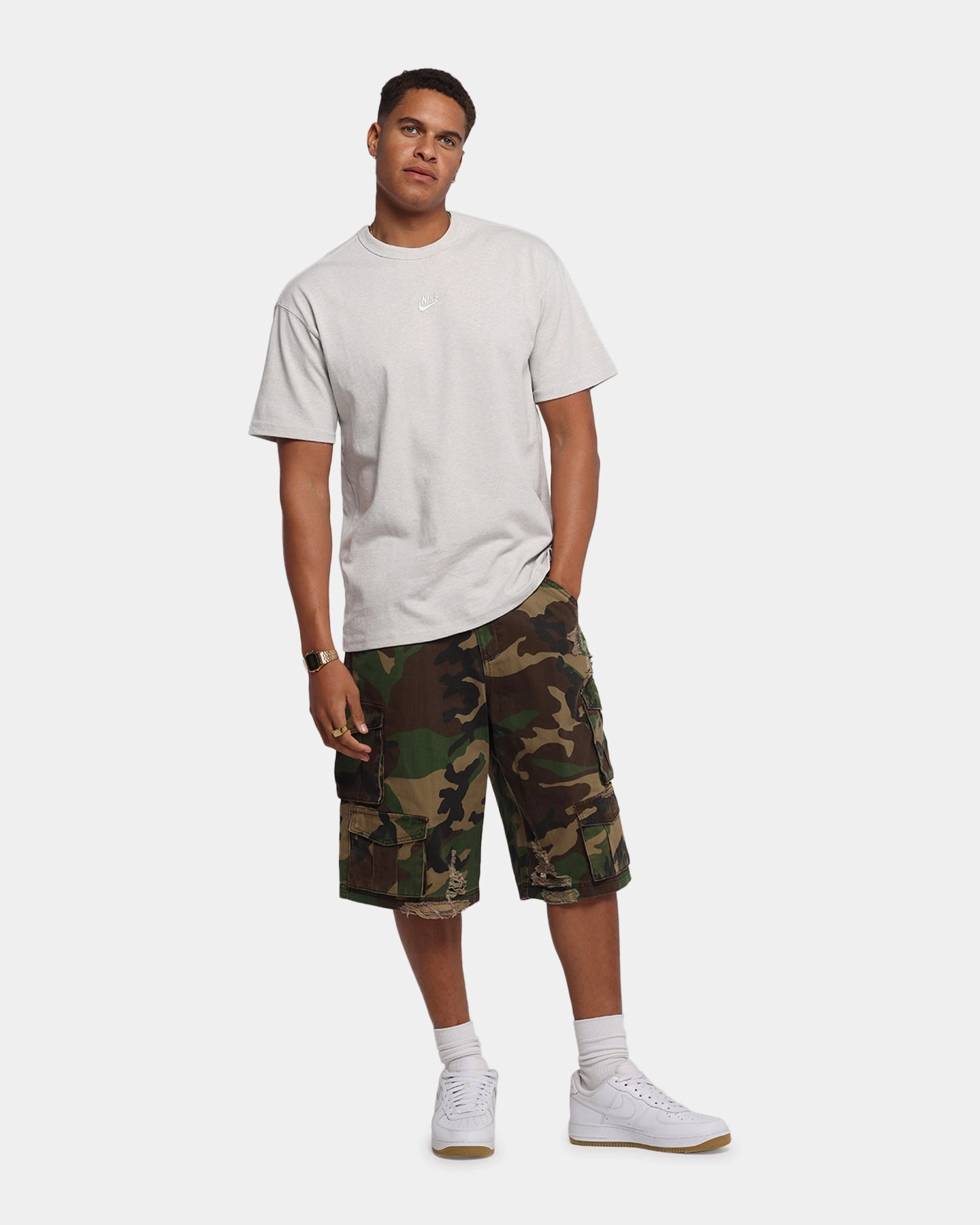 Nike Sportswear Premium Essentials Sustainable T-Shirt Light Bone