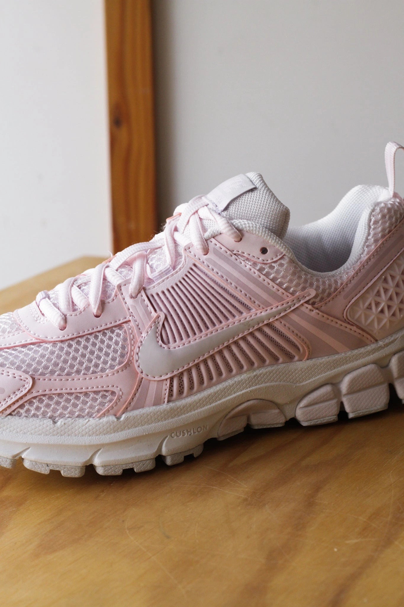 NIKE VOMERO 5 (GS) PEARL PINK/VAST GREY-BLEACHED LILAC