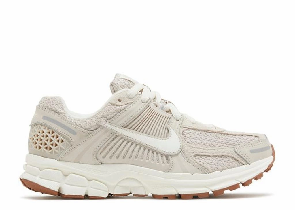 NIKE WMNS AIR ZOOM VOMERO 5 'LIGHT OREWOOD BROWN' - FZ3780-101