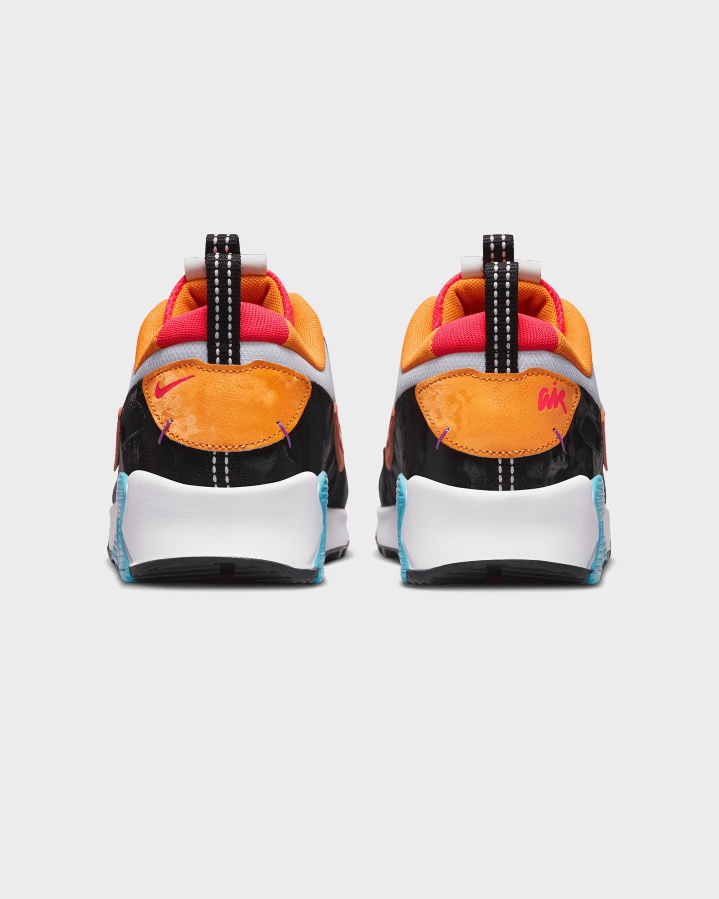 Nike Women's Air Max 90 Futura White/Bright Crimson