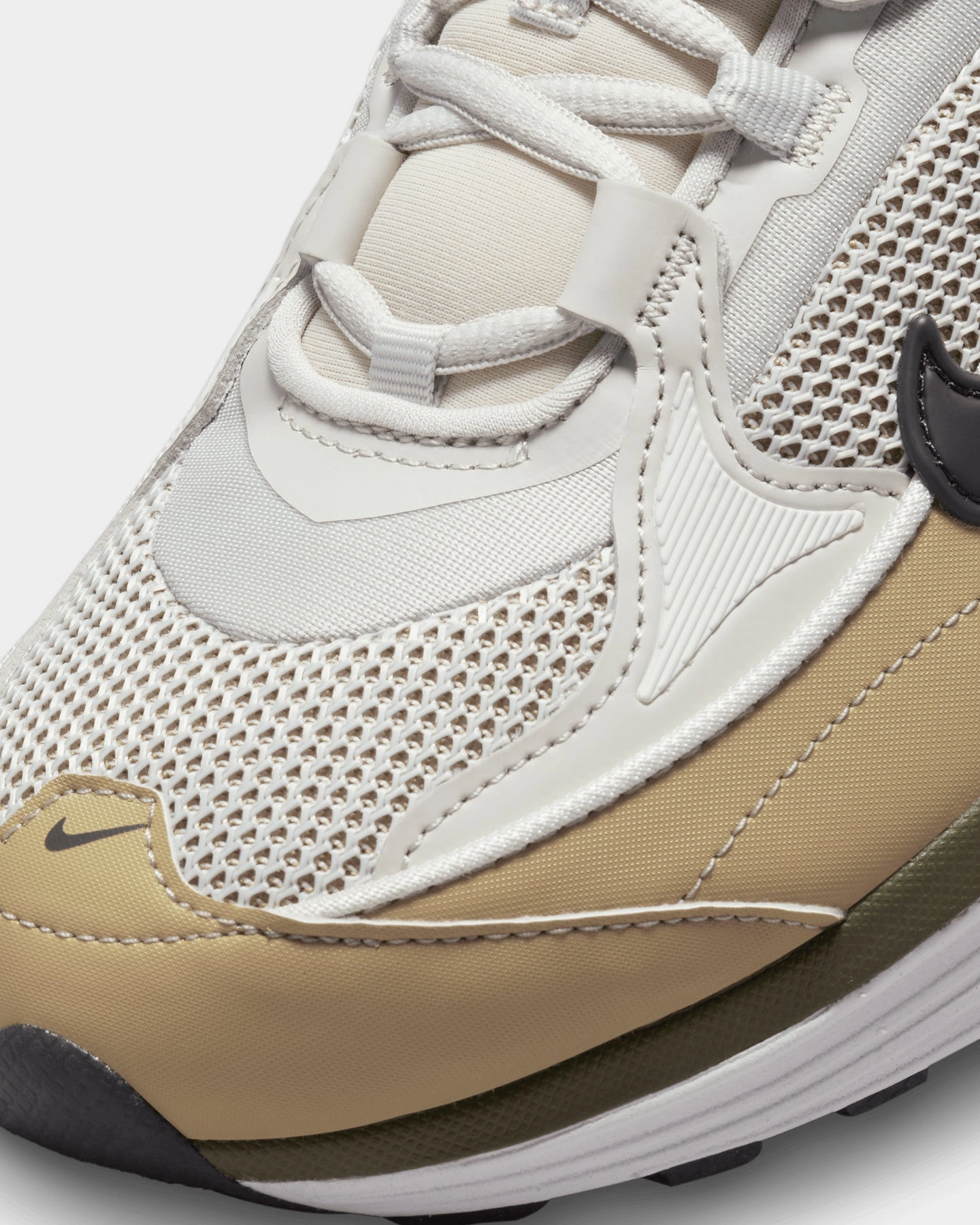 Nike Women's Air Max Bliss Light Bone