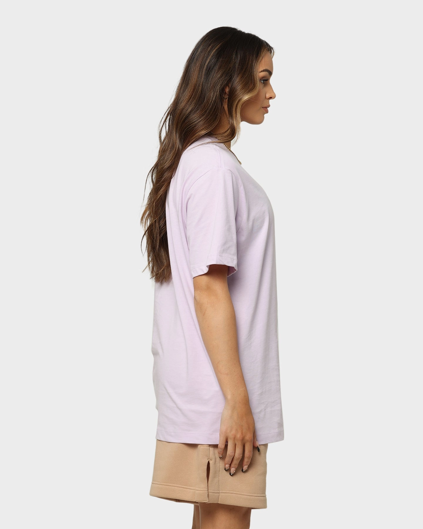 Nike Women's Sportswear Essentials T-Shirt Doll/White