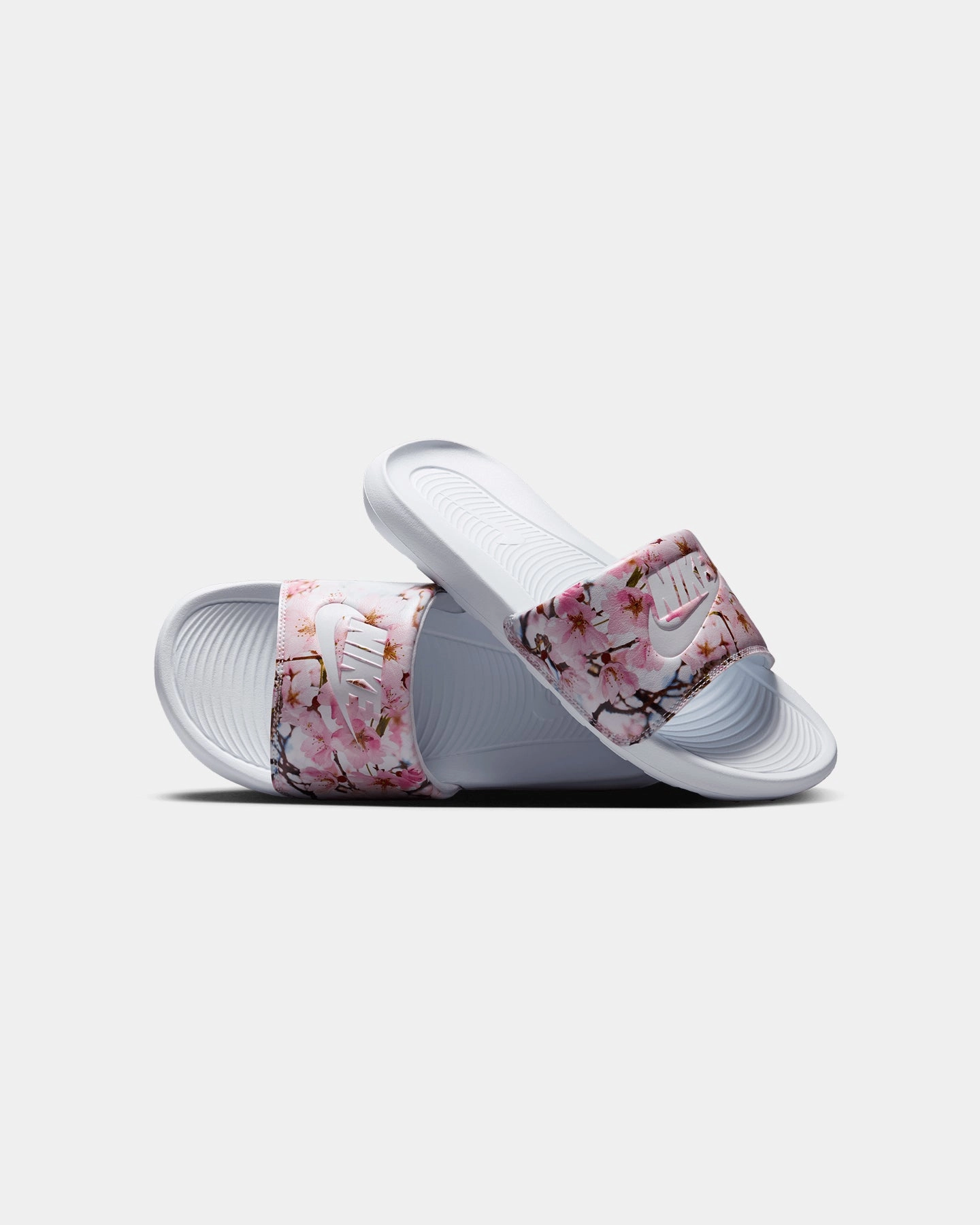 Nike Women's Victori One Slides White/White