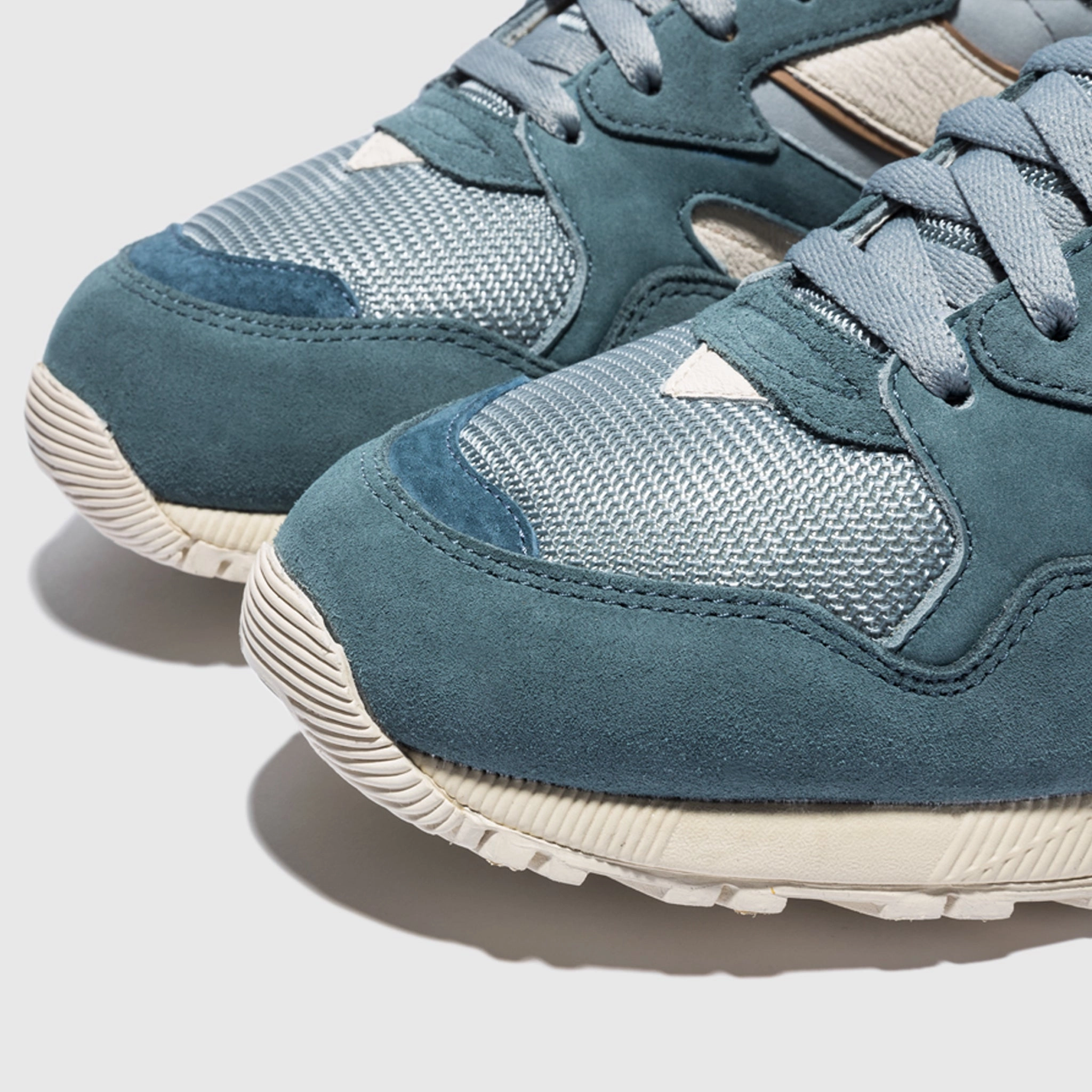 PACKER X DIADORA N9002 MOLVENO