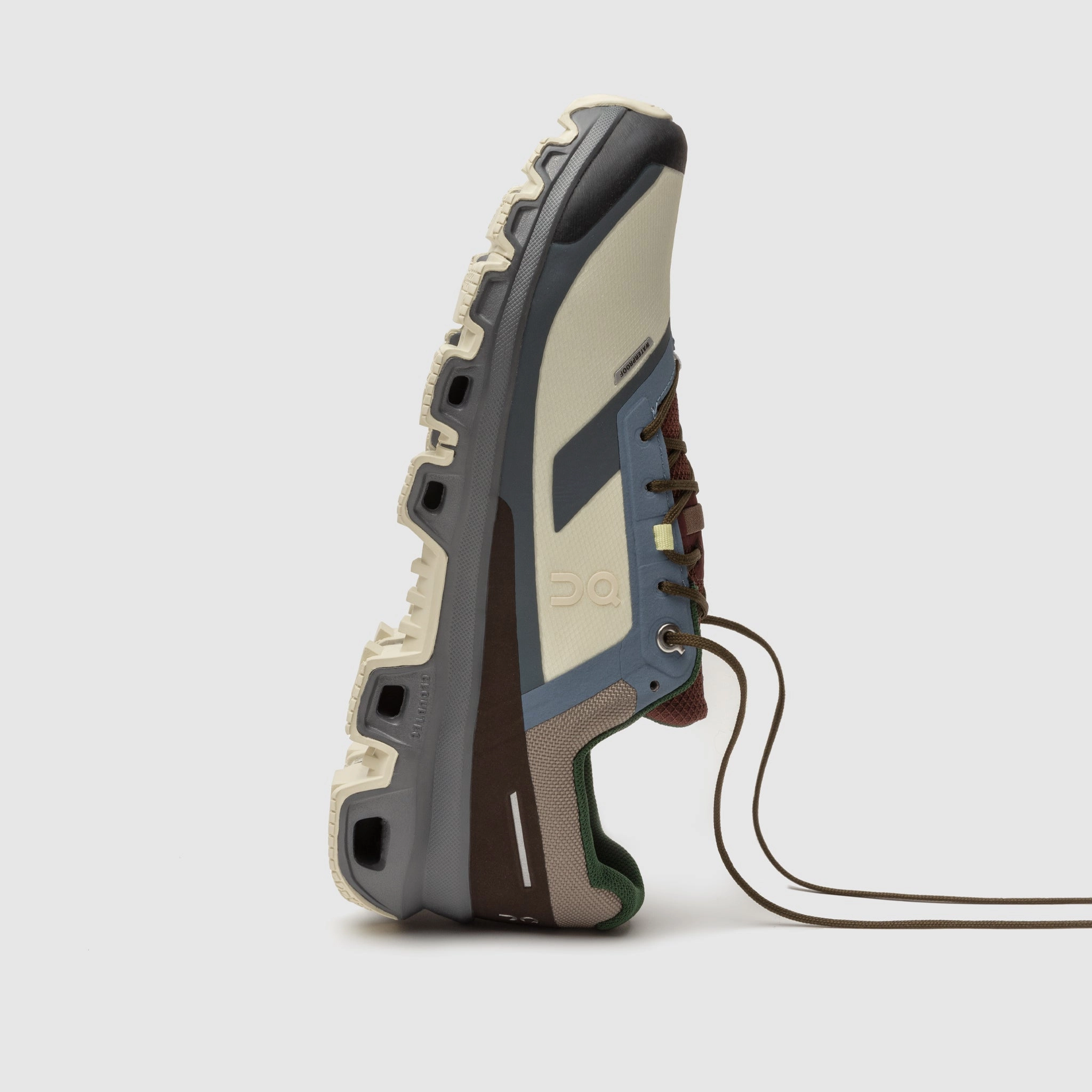 PACKER X ON CLOUDVENTURE WATERPROOF